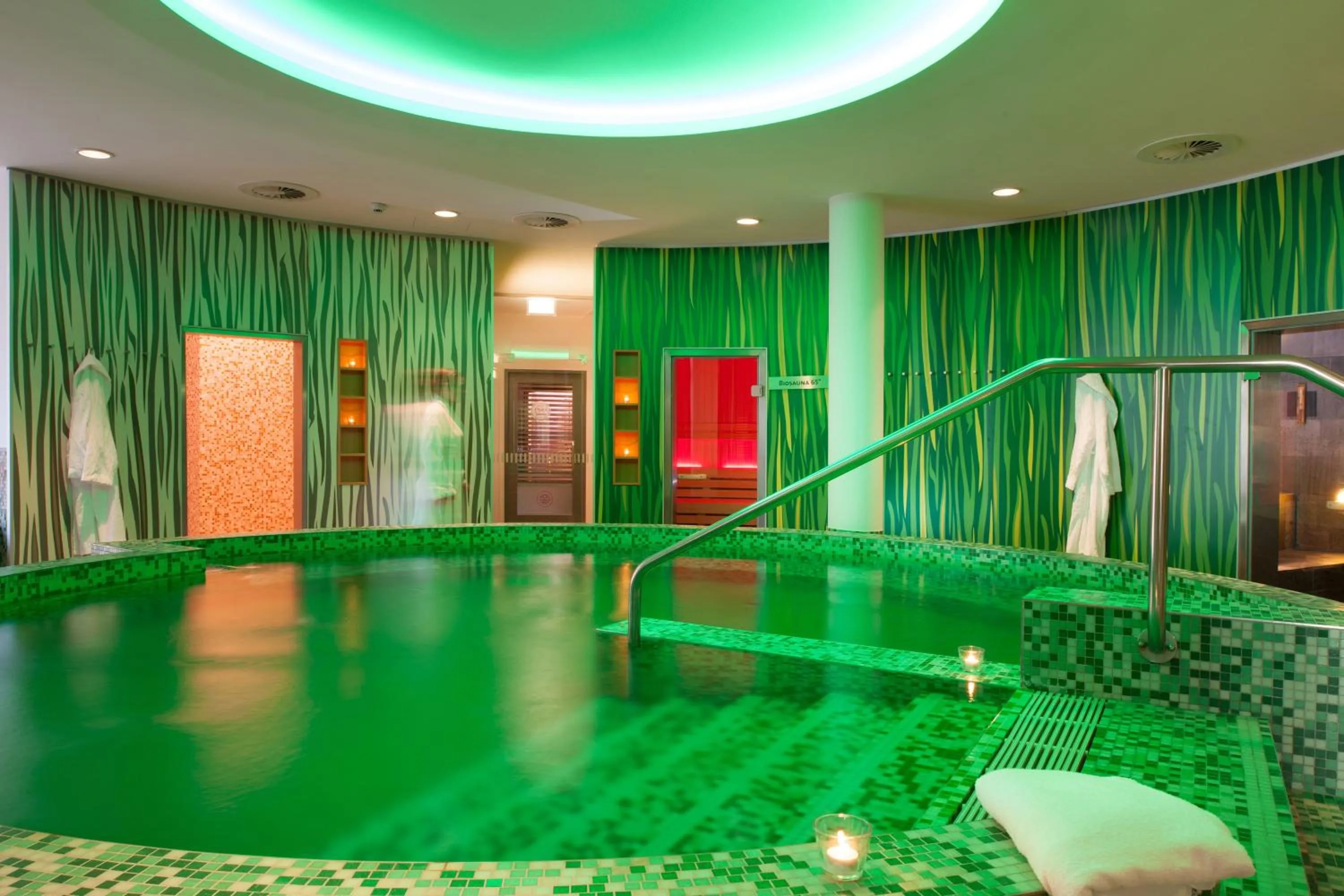 Swimming pool in Hotel Esplanade Resort & Spa - Adults Only