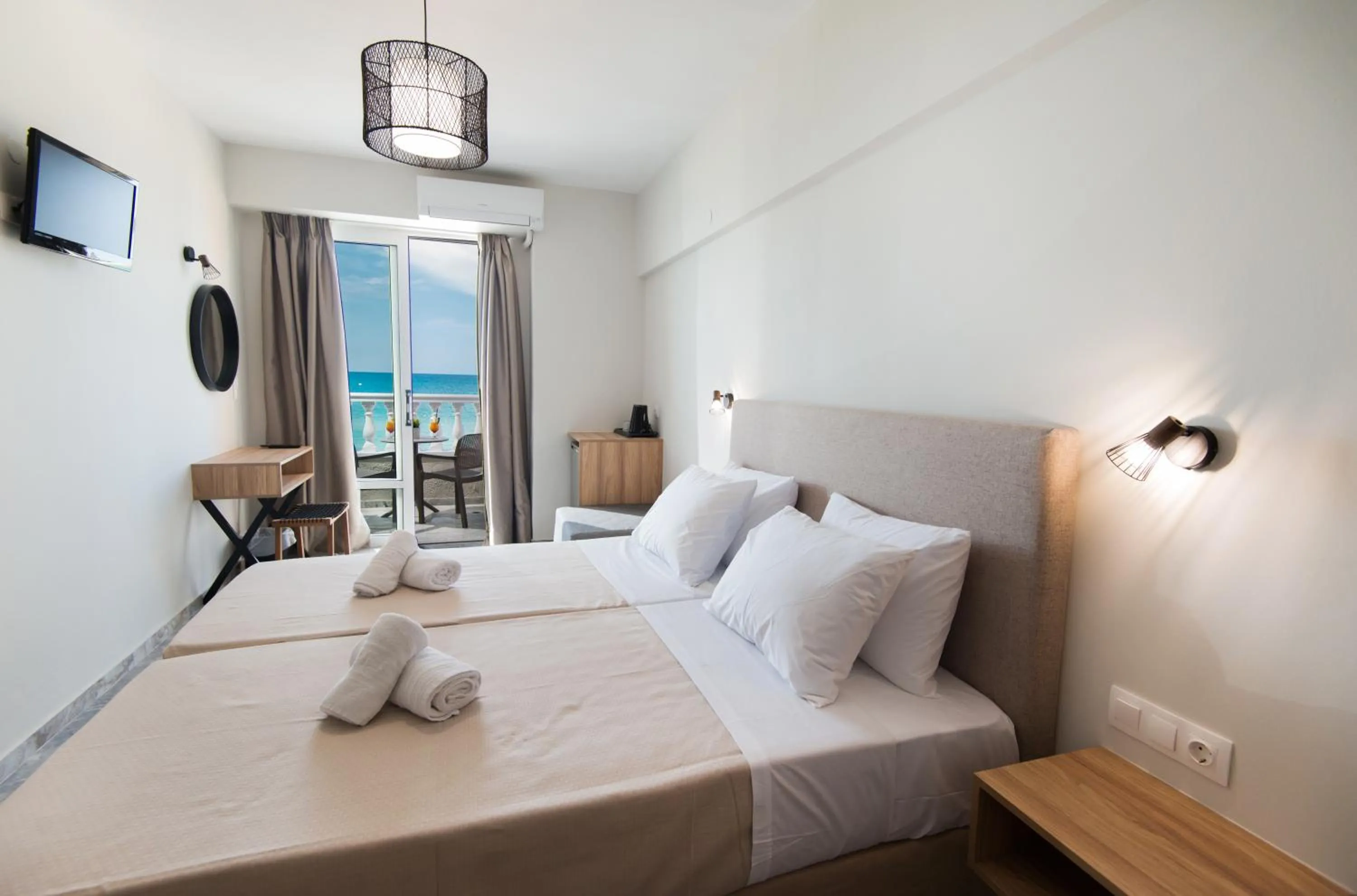 Photo of the whole room, Bed in Birais Beach Studios