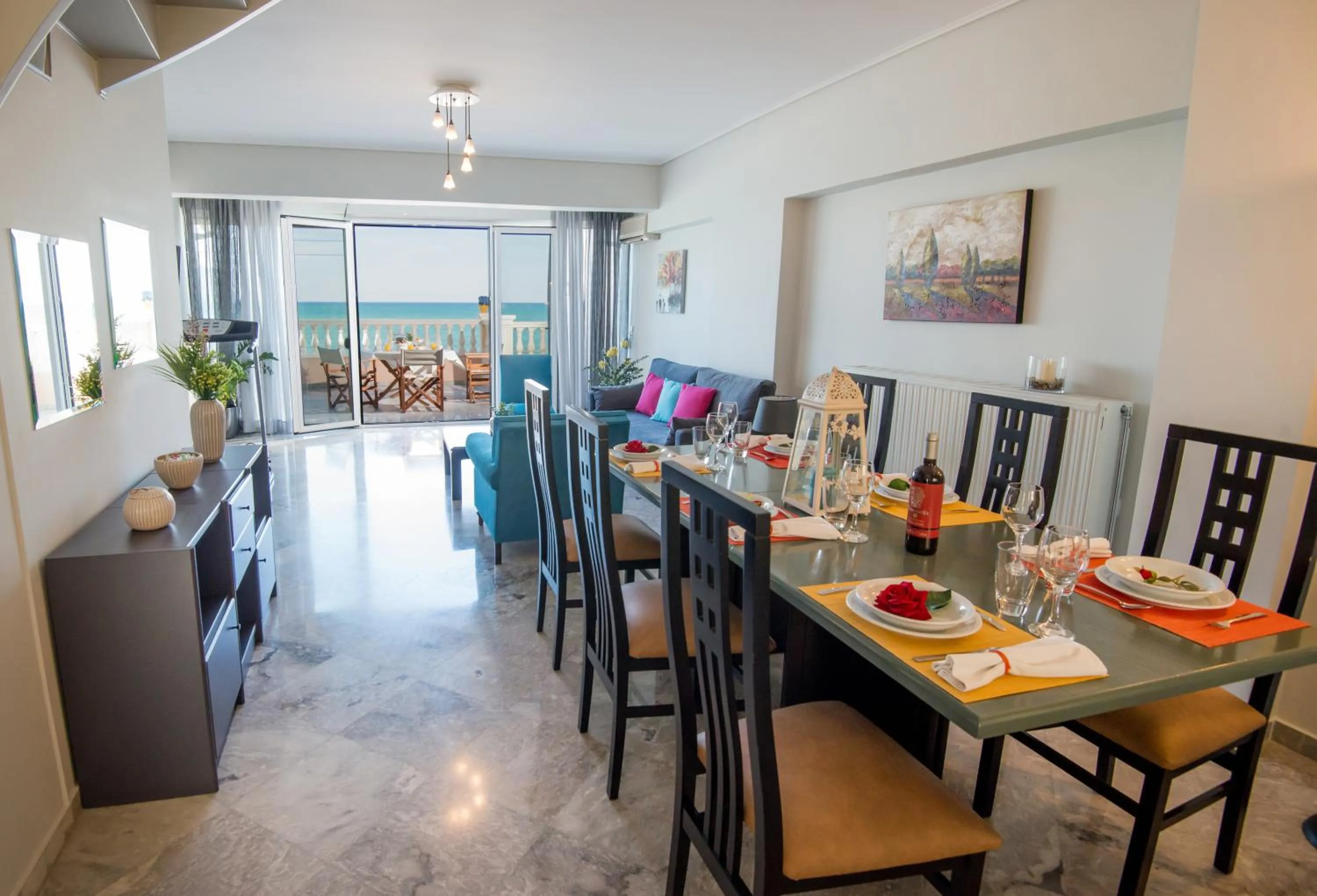 Area and facilities in Birais Beach Studios