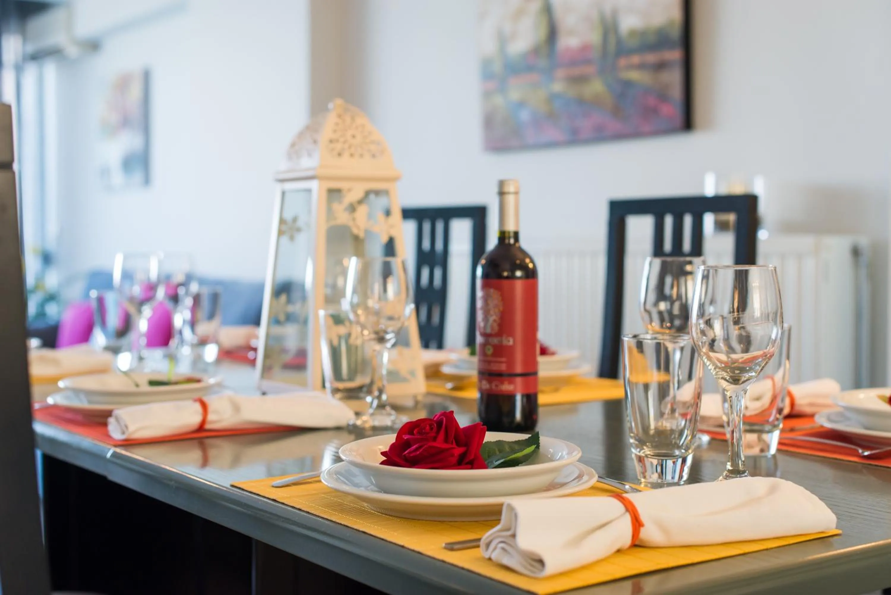 Food and drinks in Birais Beach Studios