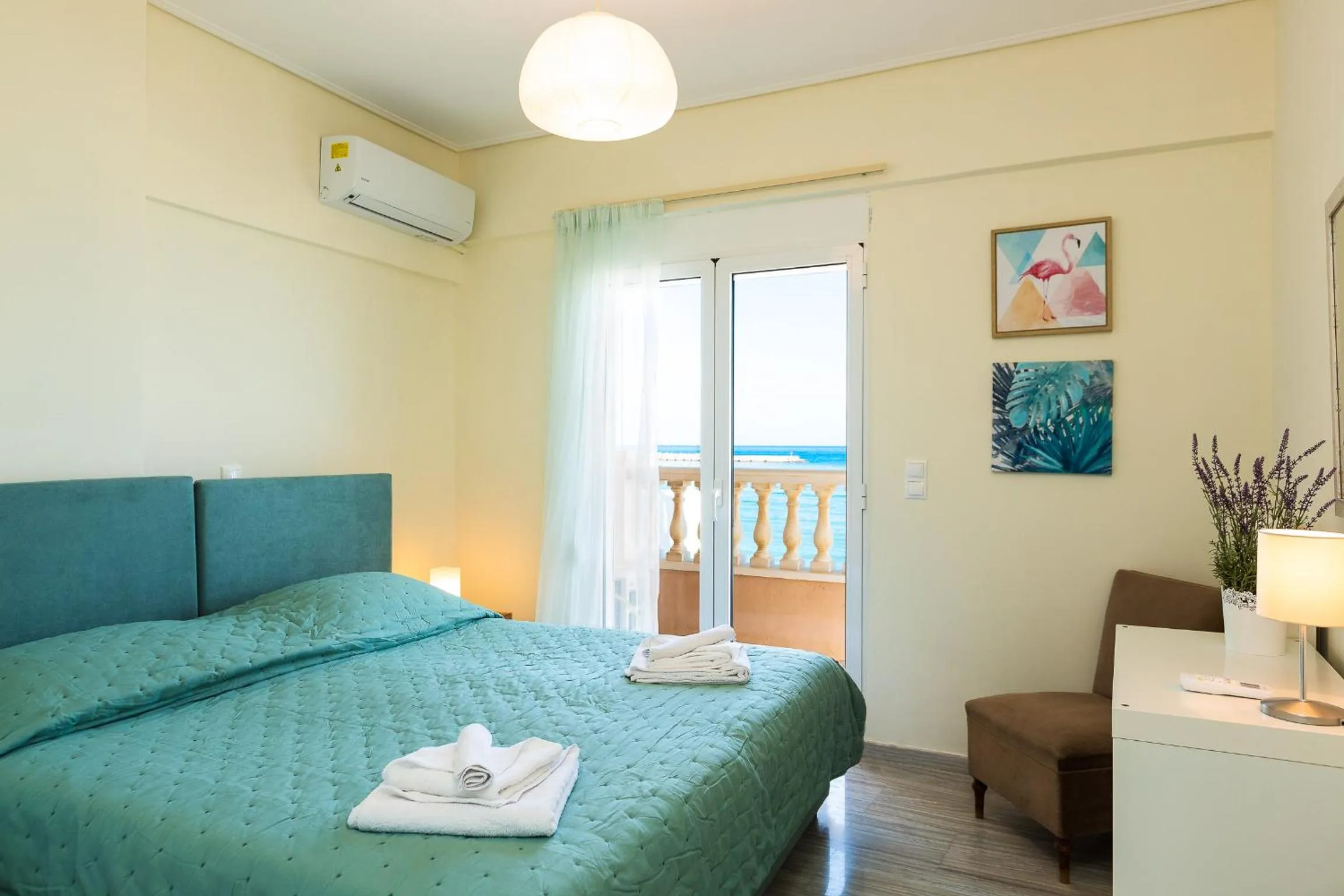 Bedroom, Bed in Birais Beach Studios