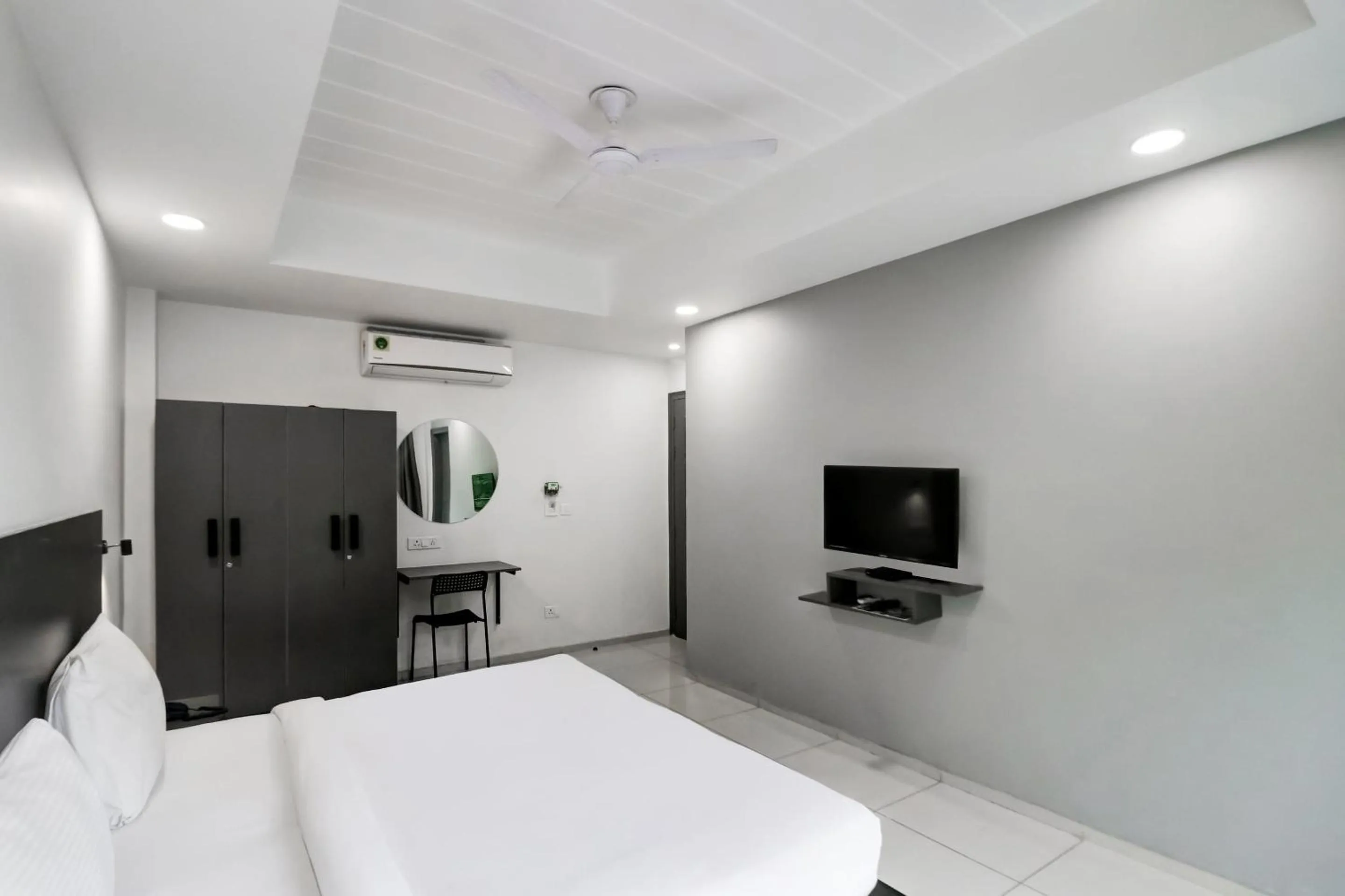 Bedroom in Townhouse South City 2 Sector 49 Gurgaon