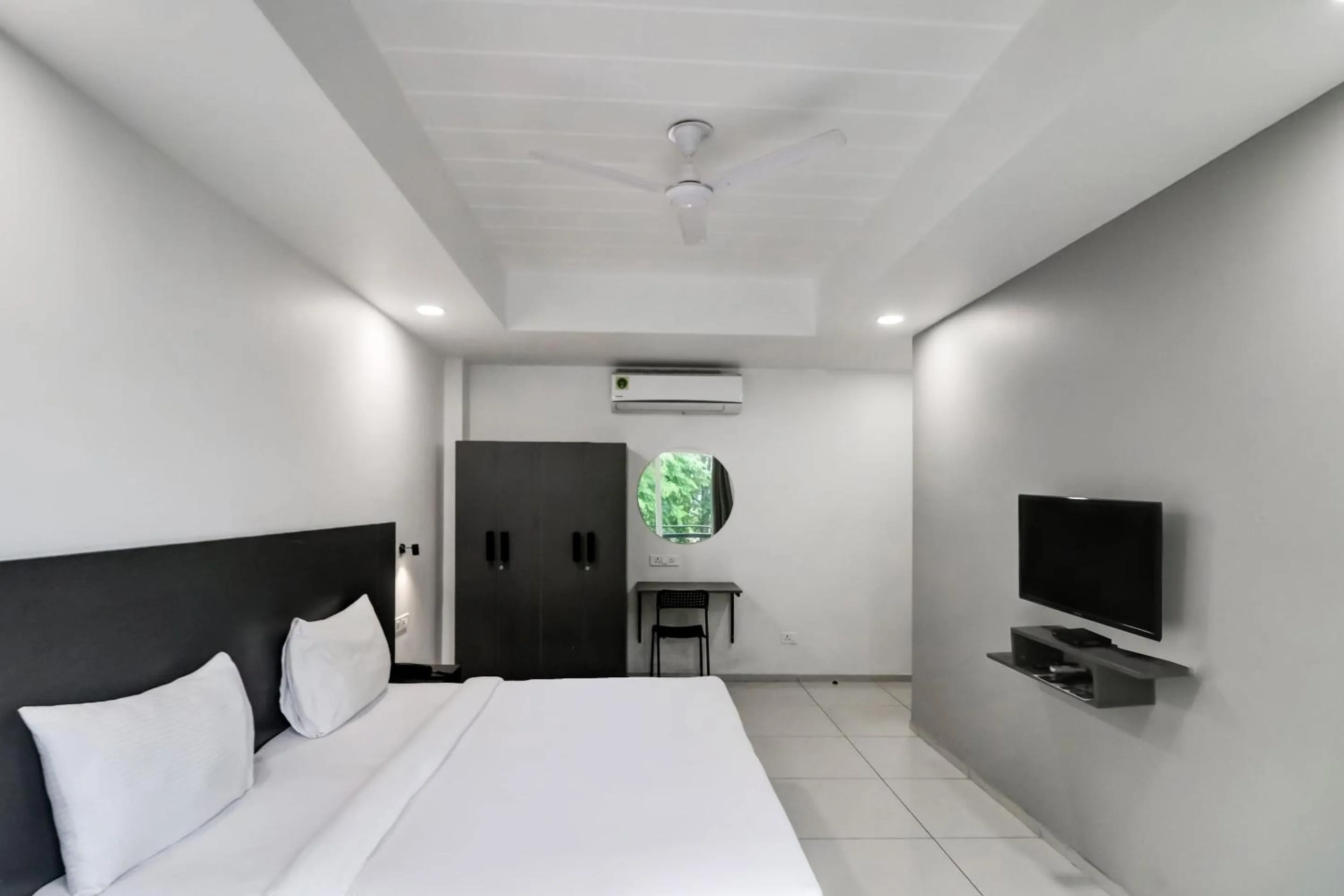 Bedroom in Townhouse South City 2 Sector 49 Gurgaon