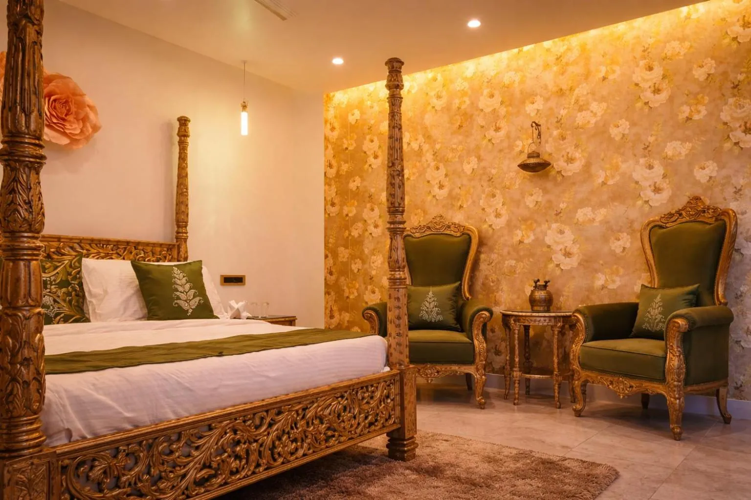 Bedroom, Bed in Hotel Saheb's Castle - Best Mountain View & Jacuzzi Suites, McLeodganj