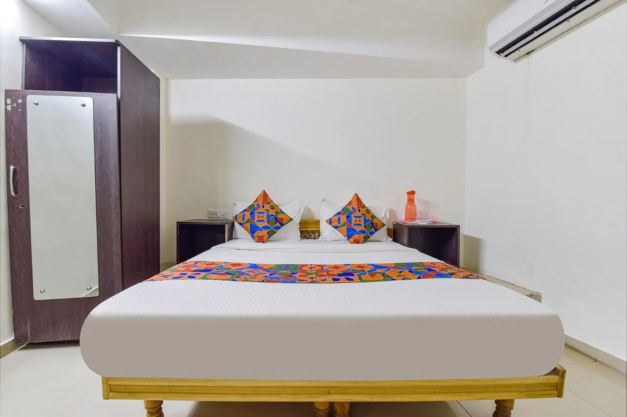 Bed in Via Himalaya Inn