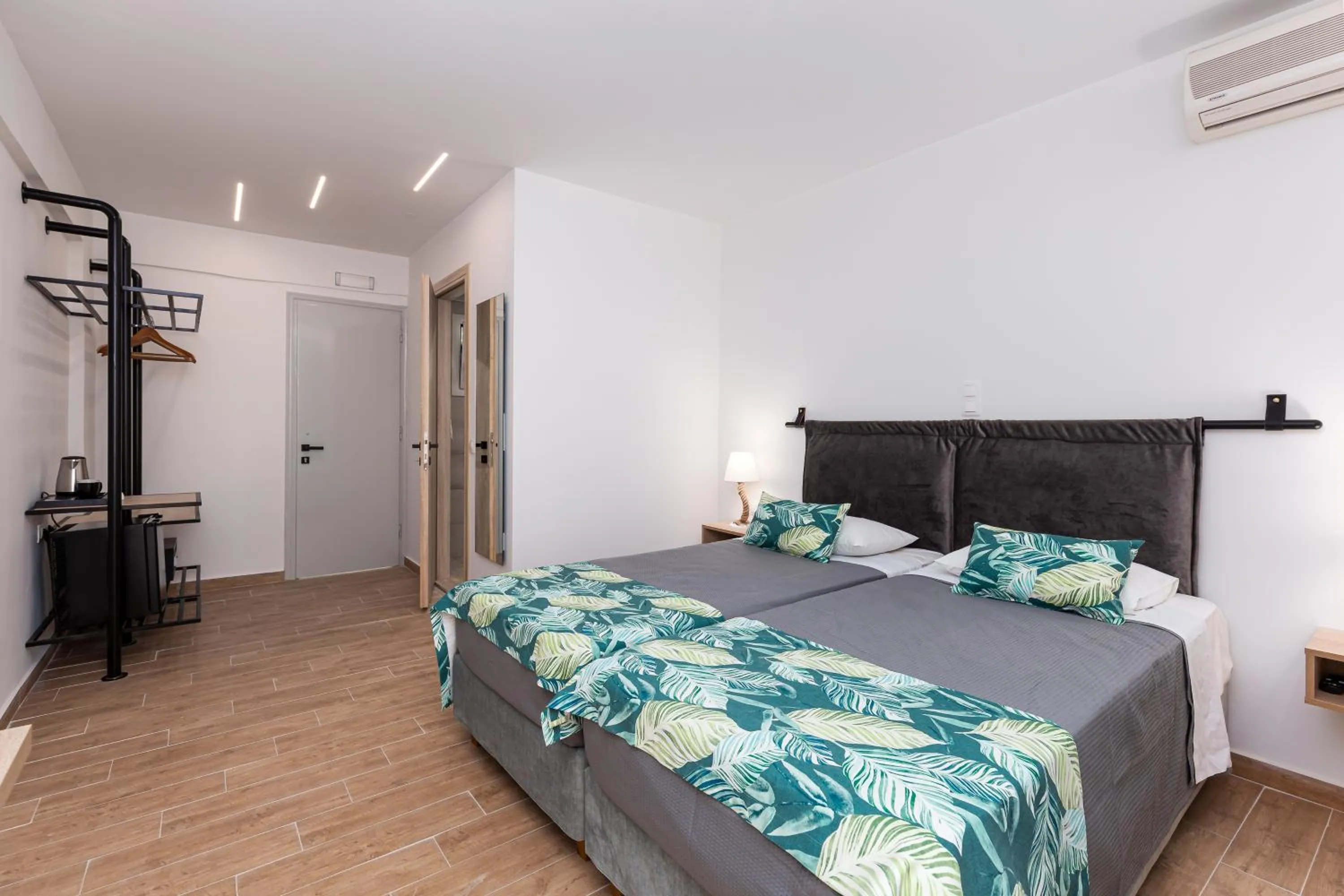 Bedroom, Bed in Sirocco Hotel