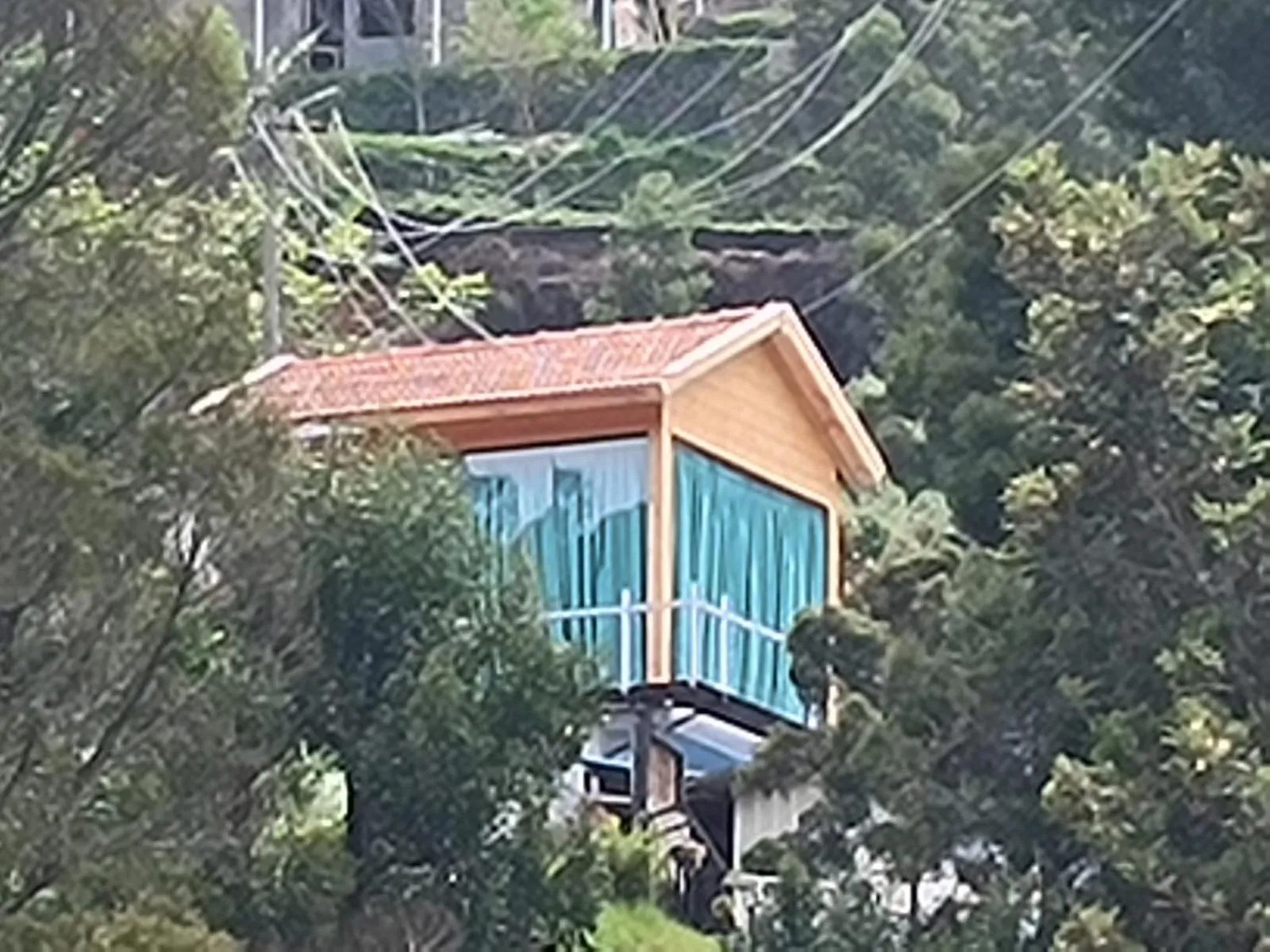 Property building in COTTAGES BY THE CREEK.