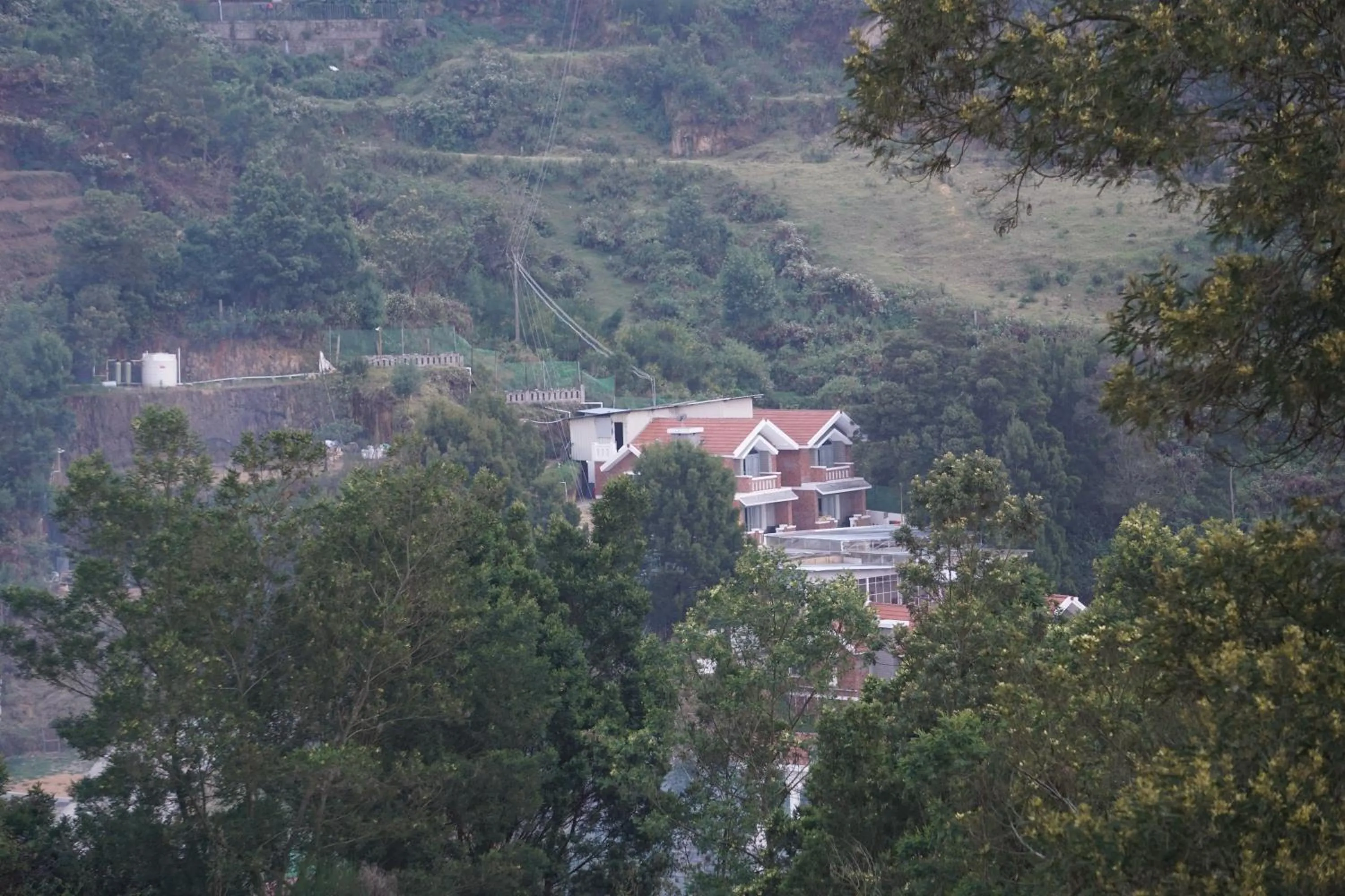 Bird's eye view in COTTAGES BY THE CREEK.