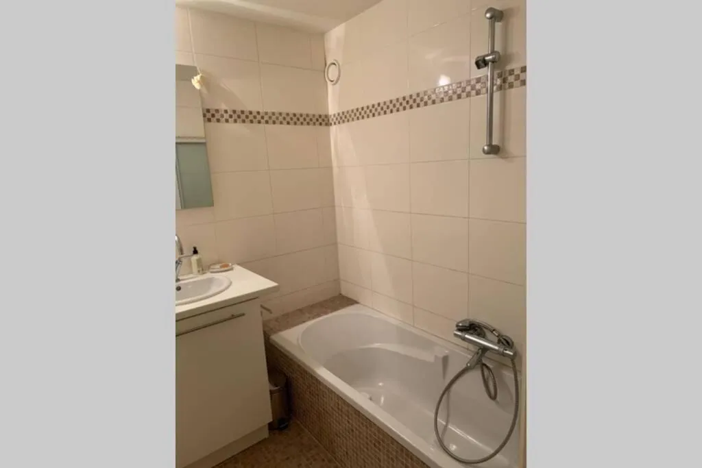 Two bedroom apartment - 50 meters from beach and KYC