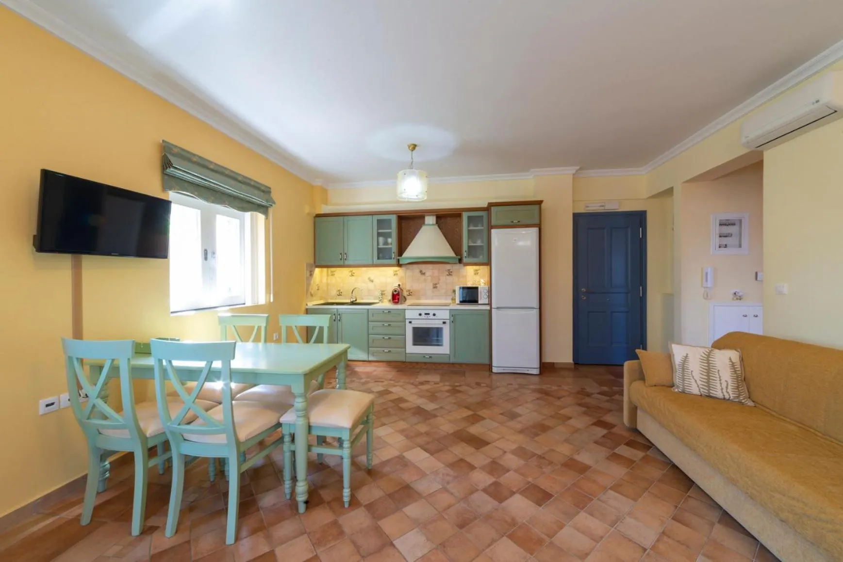Living room in Nautilus Luxury Suites