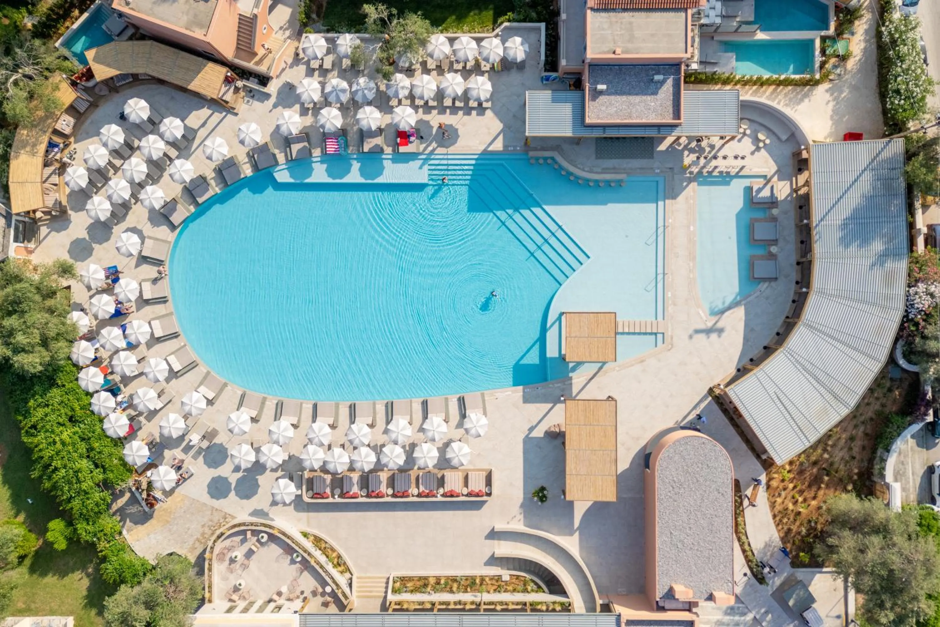 Swimming pool in SENTIDO Apollo Palace