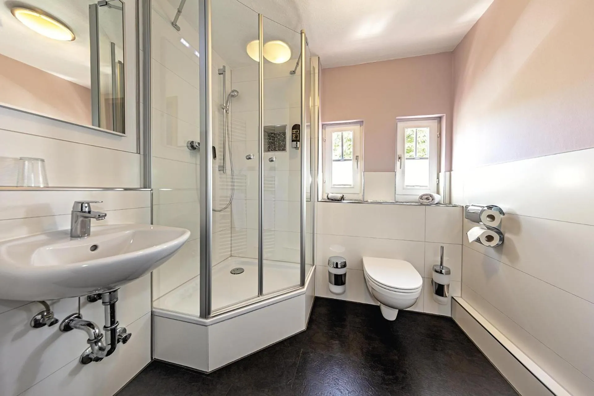 Bathroom in Gasthaus zum Ochsen