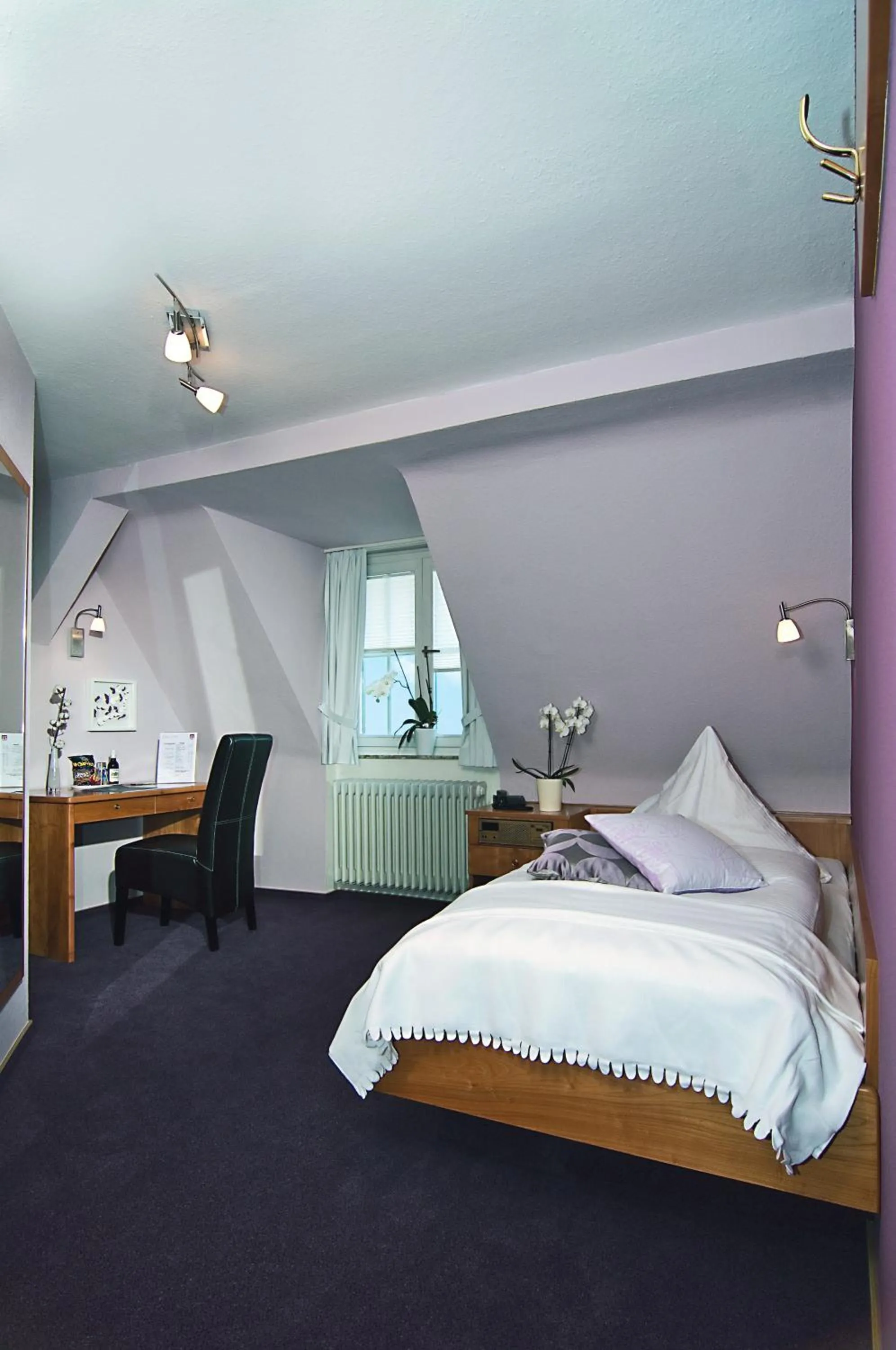 Day, Bed in Gasthaus zum Ochsen