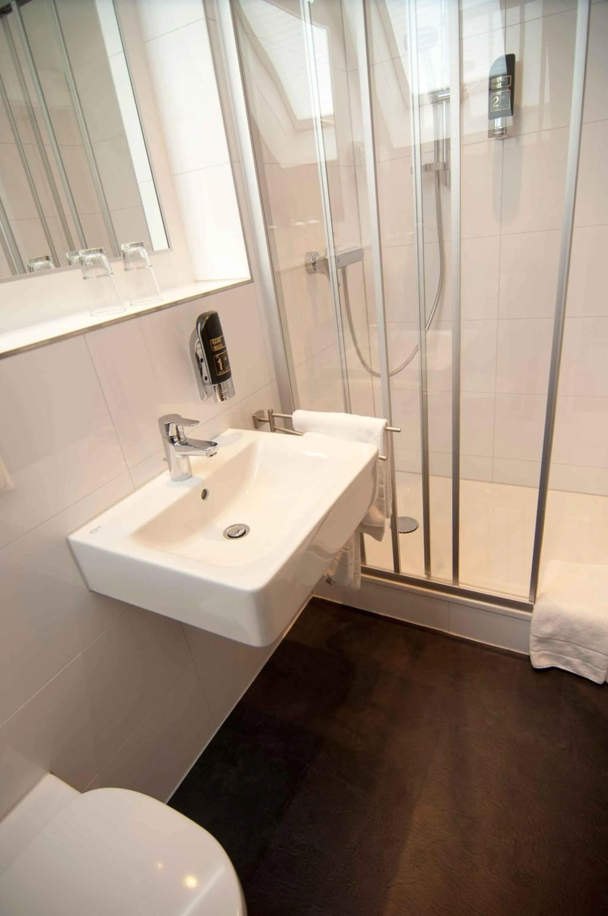 Bathroom in Gasthaus zum Ochsen