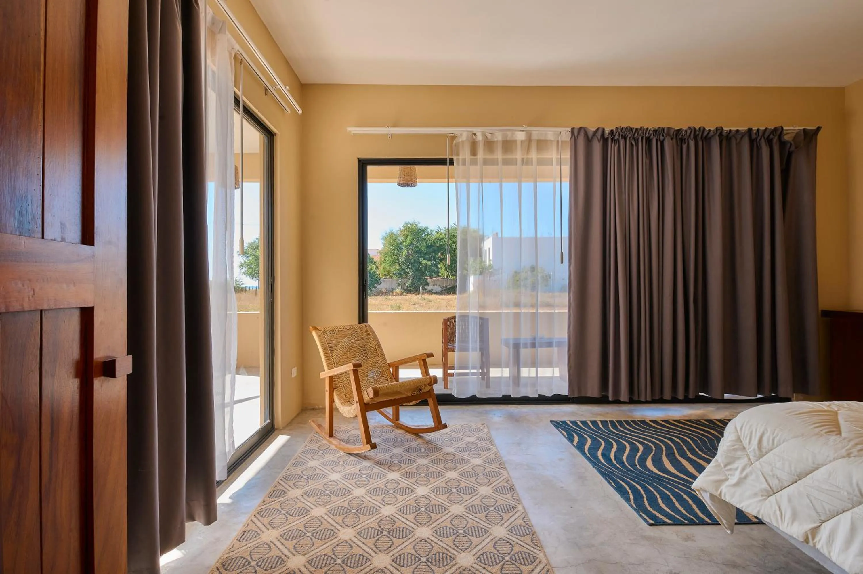 Bed in Lya Beach House