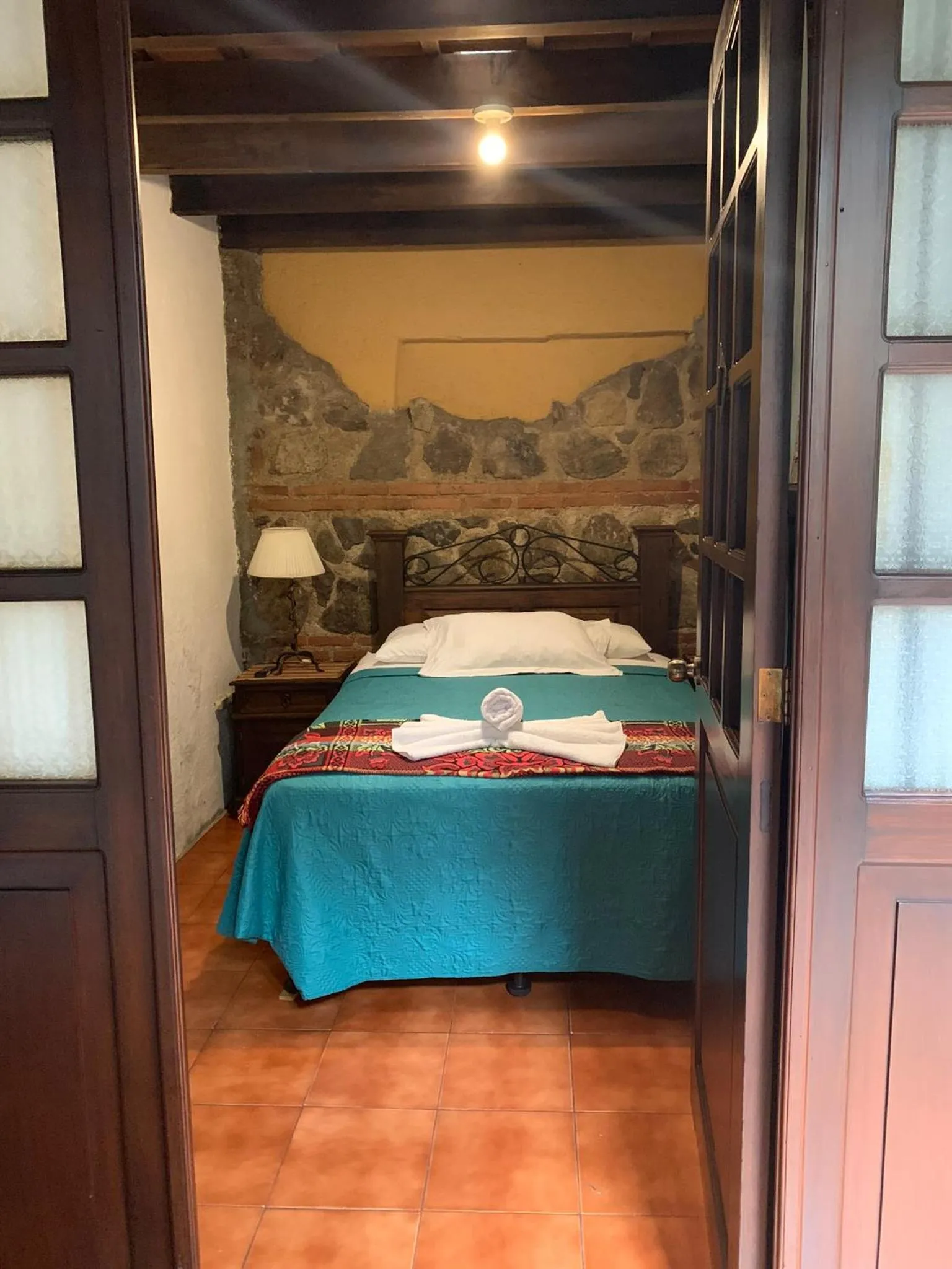 Bathroom, Bed in Hotel T KON T