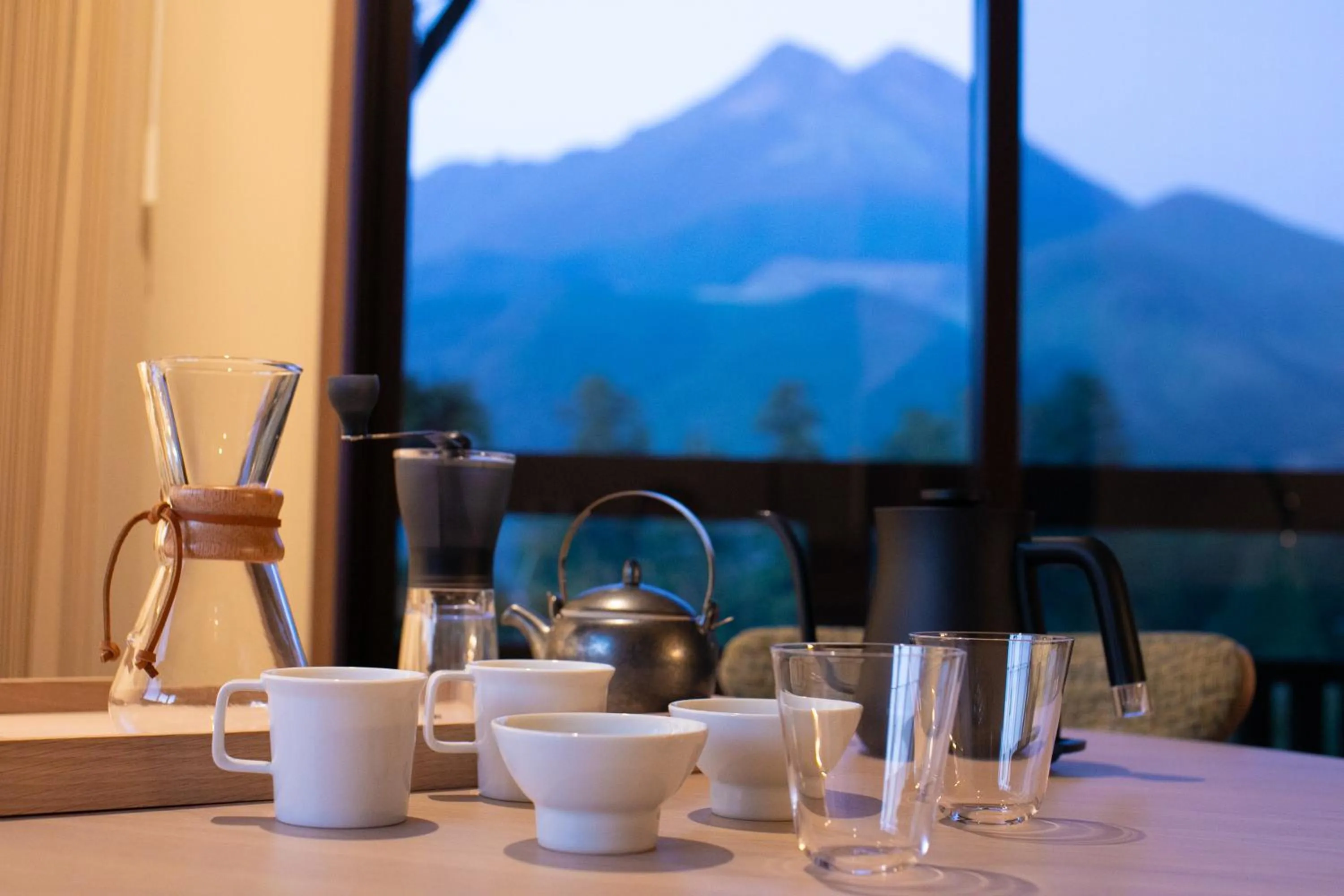 Coffee/tea facilities in Saigakukan