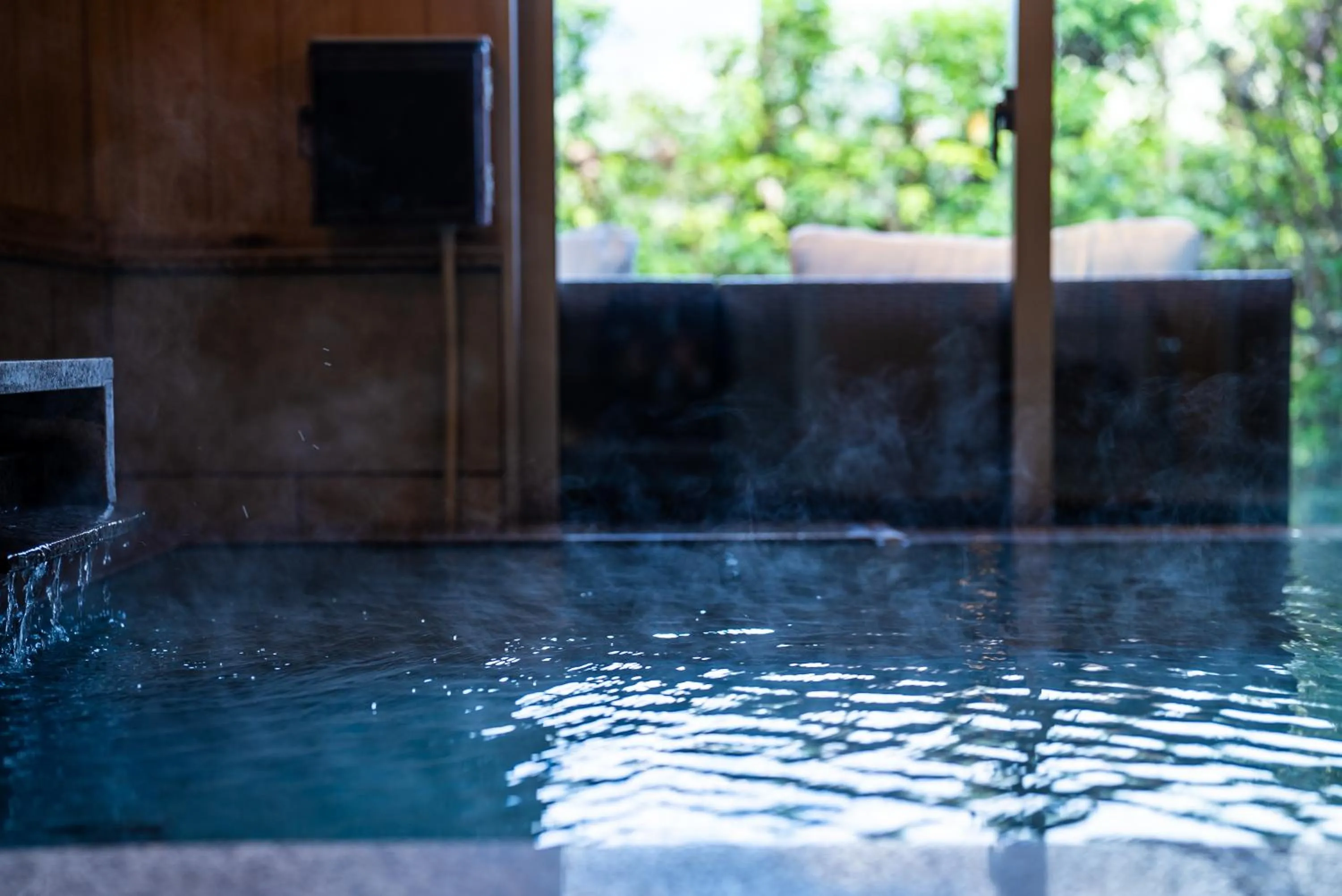 Hot Spring Bath in Saigakukan