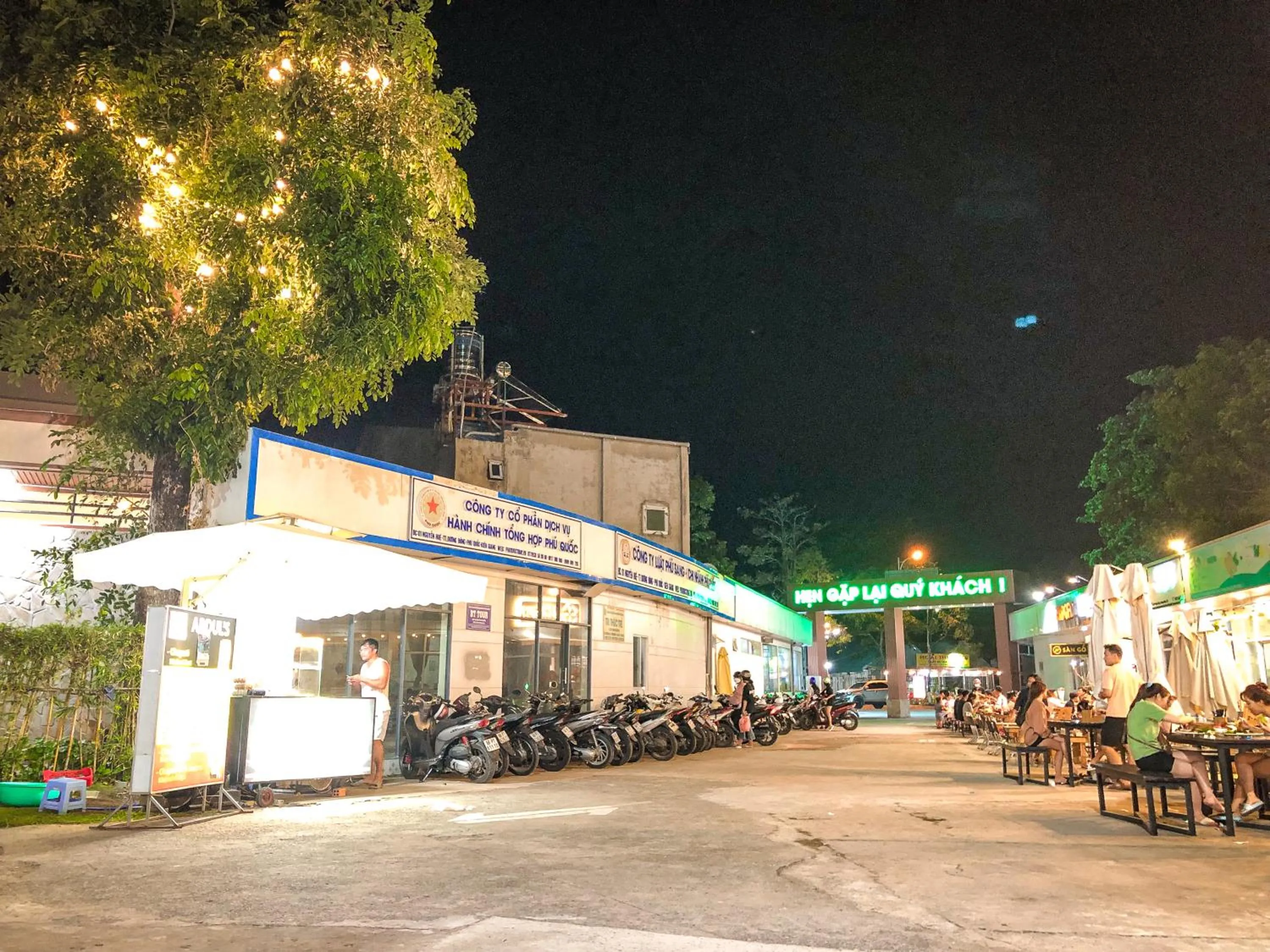 Property building in Phú Quốc Hotel