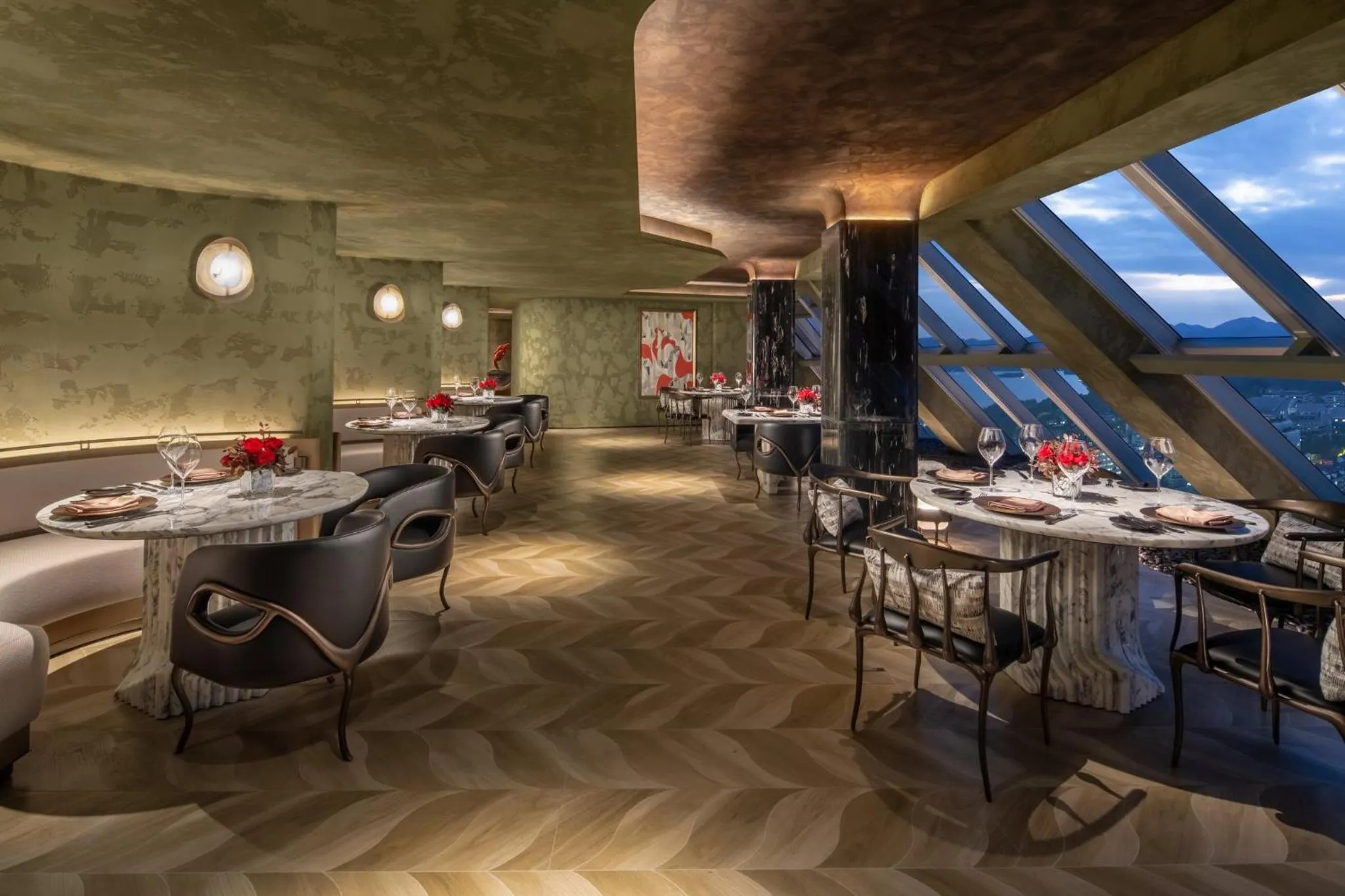 Restaurant/places to eat in Hangzhou Wulin GDA Hotel, Vignette Collection - Nearby the iconic Wulin Square, with only a few minutes' walk to the West Lake