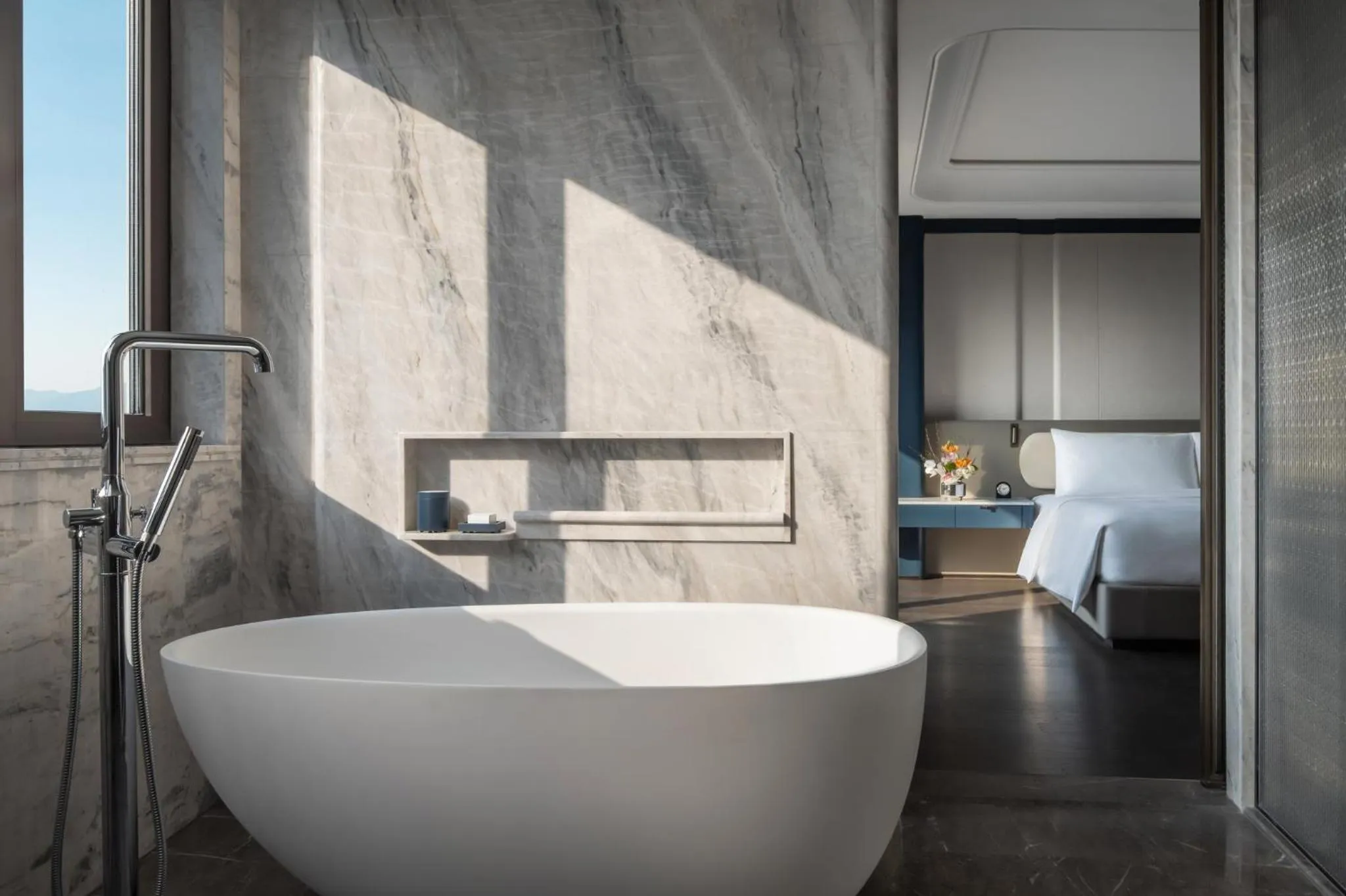 Bathroom in Hangzhou Wulin GDA Hotel, Vignette Collection - Nearby the iconic Wulin Square, with only a few minutes' walk to the West Lake