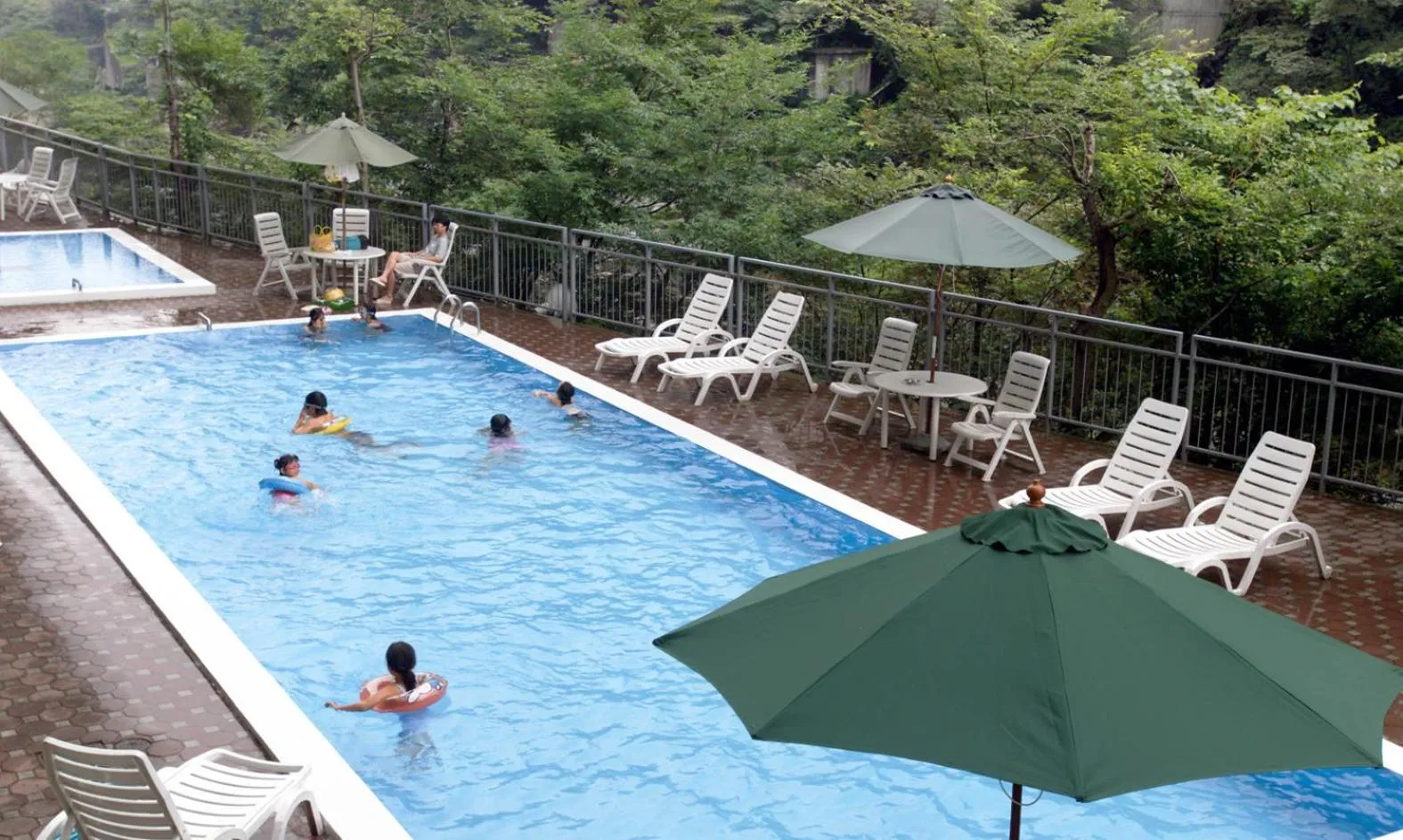 Swimming pool in Asaya