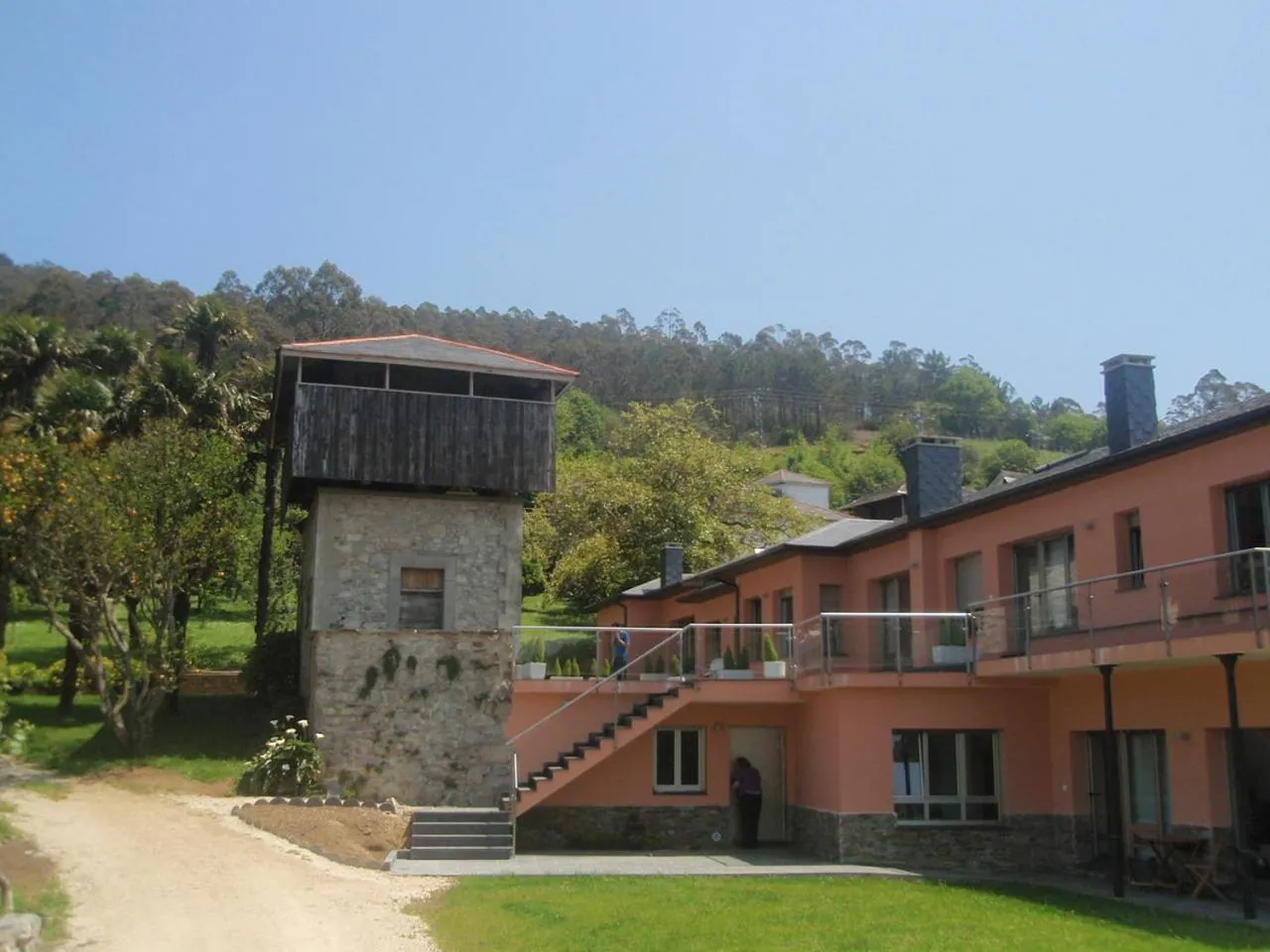 Apartamentos Arcos del Esva