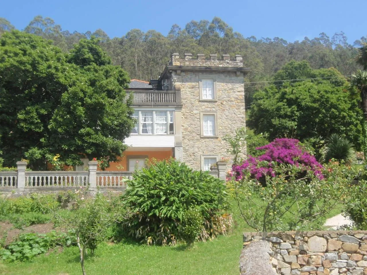 Apartamentos Arcos del Esva