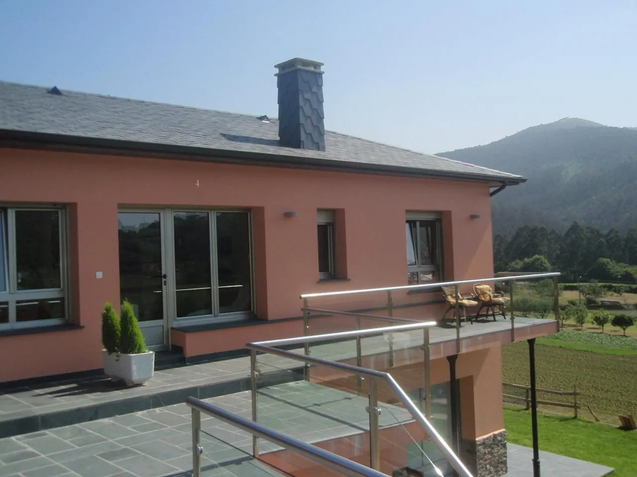 Apartamentos Arcos del Esva