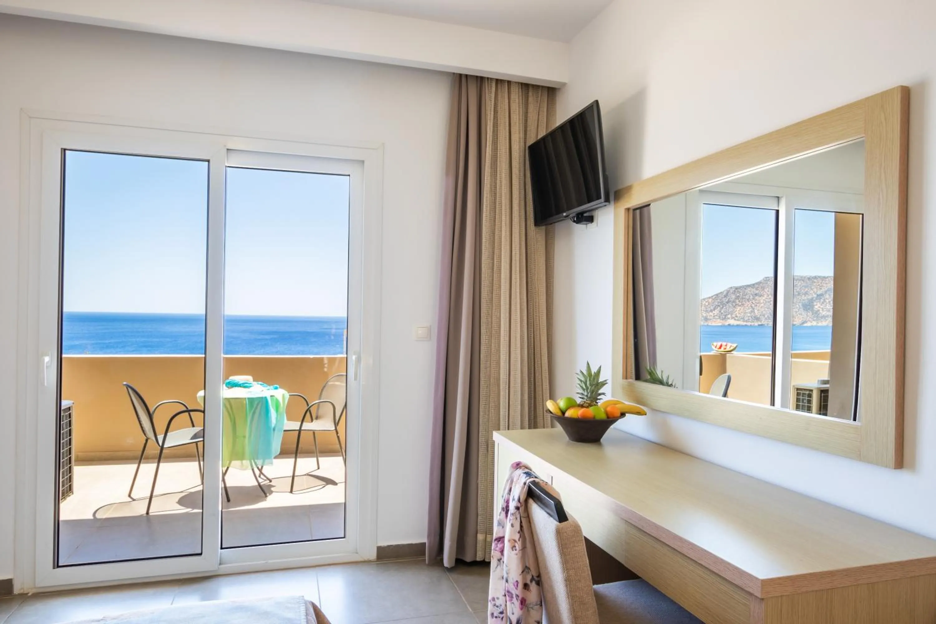 Apolis Beachscape Hotel