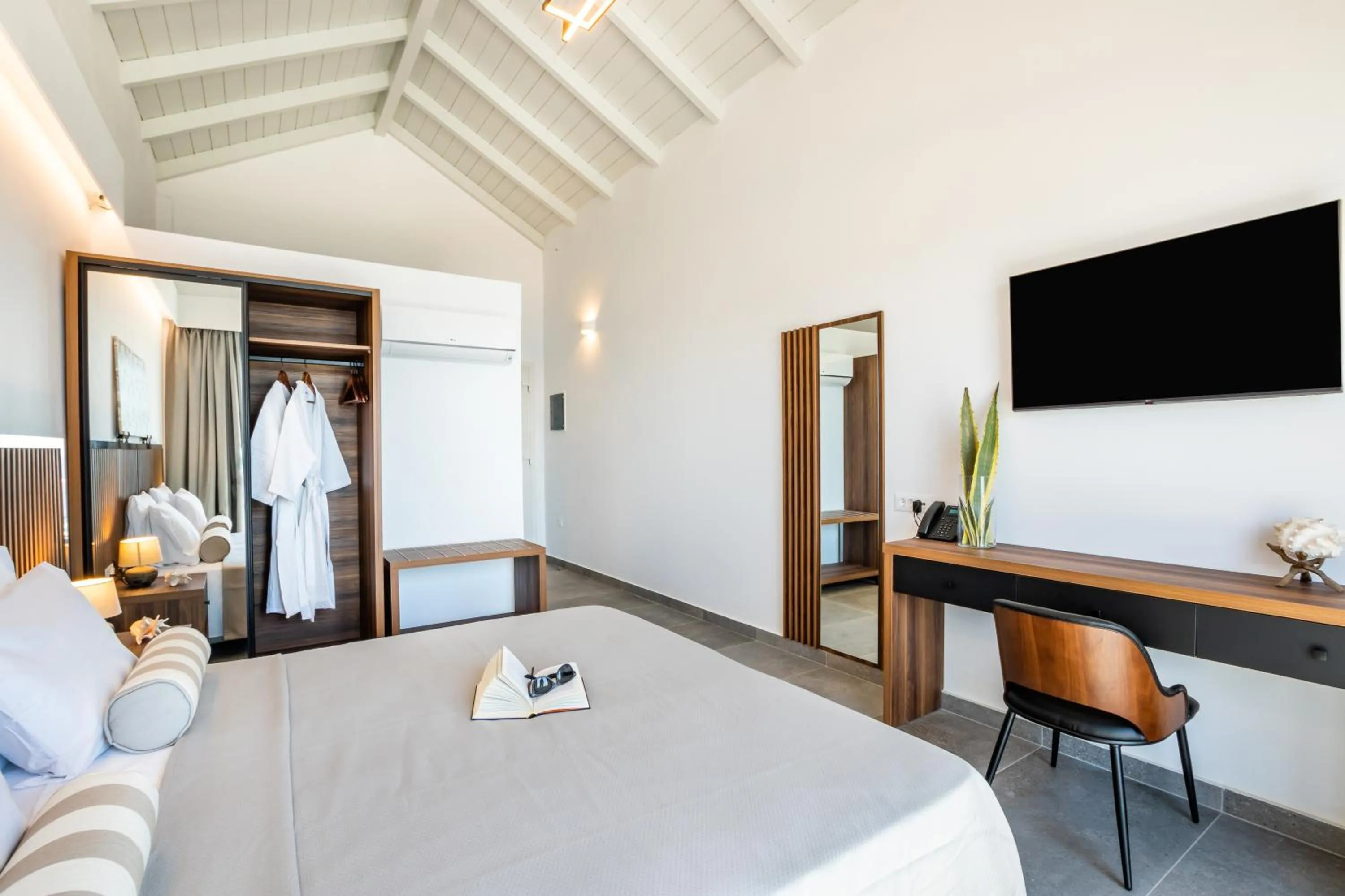 Bed in Apolis Beachscape Hotel