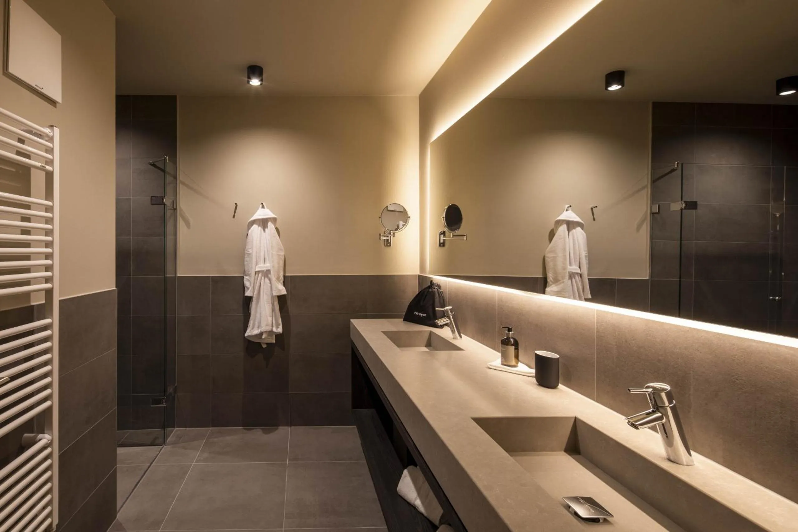 Shower in Berg & Golf Resort Westendorf by ALPS RESORTS