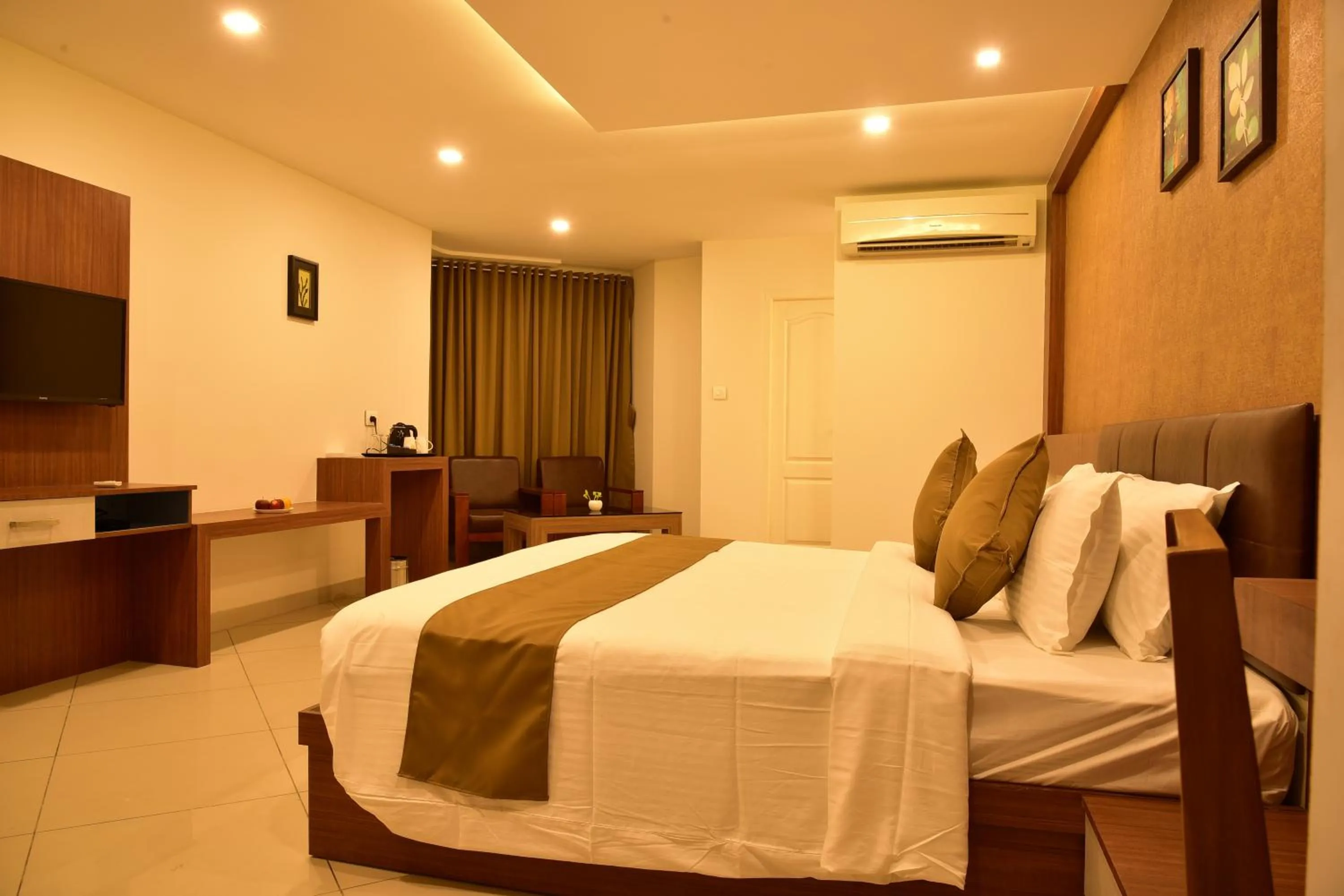 Bed in WHITE SUITE HOTEL