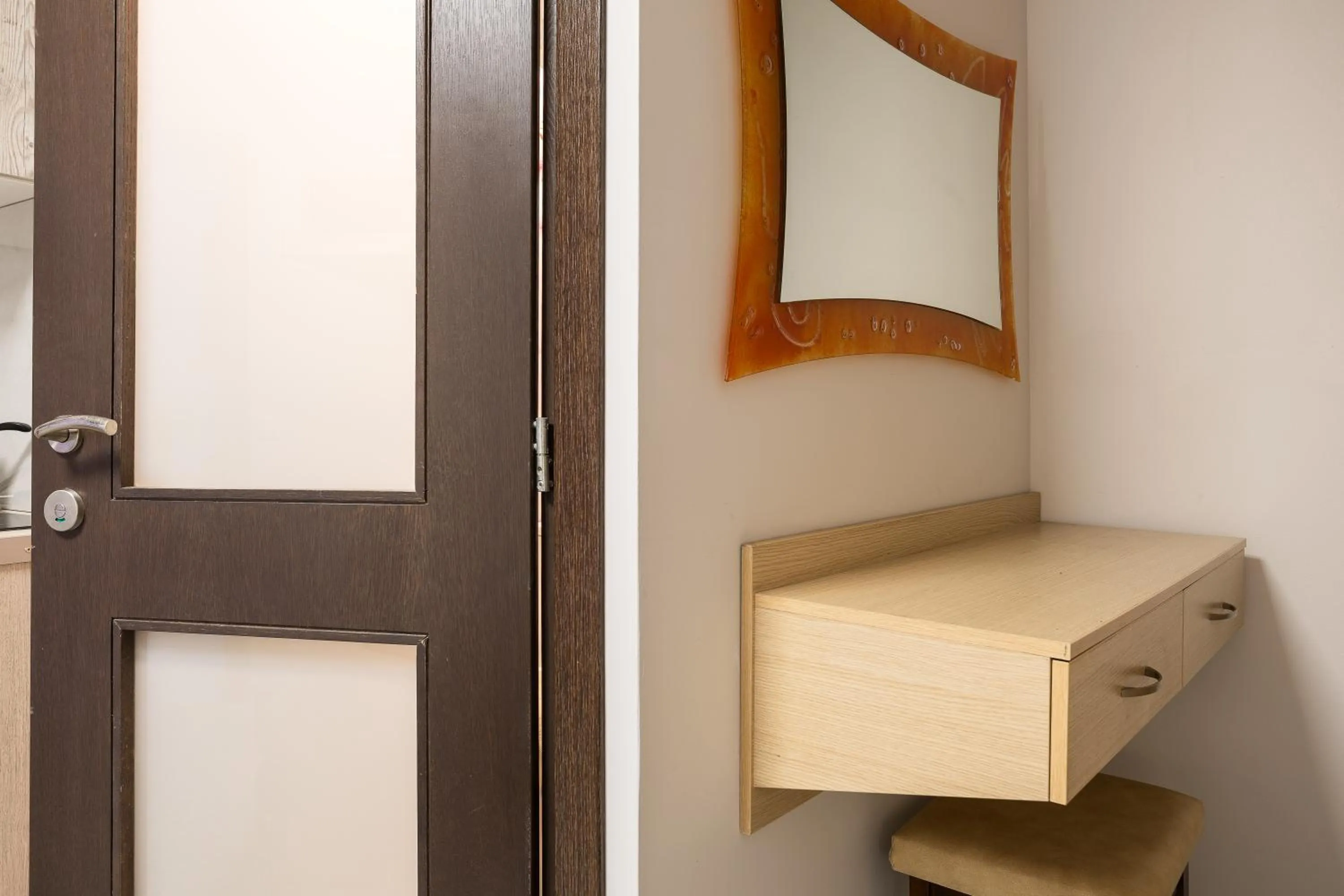 wardrobe in Akrogiali Apartments