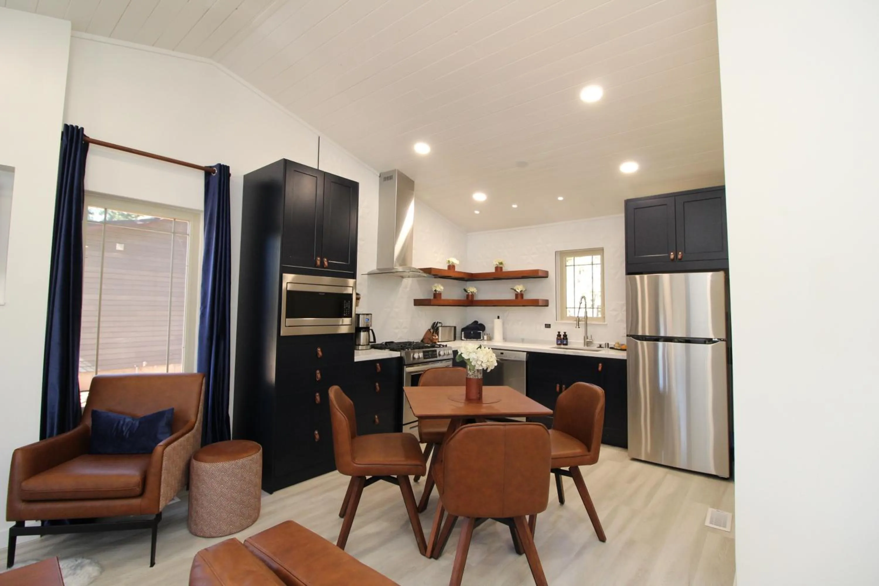 Kitchen or kitchenette in Aspen Springs Angel Fire