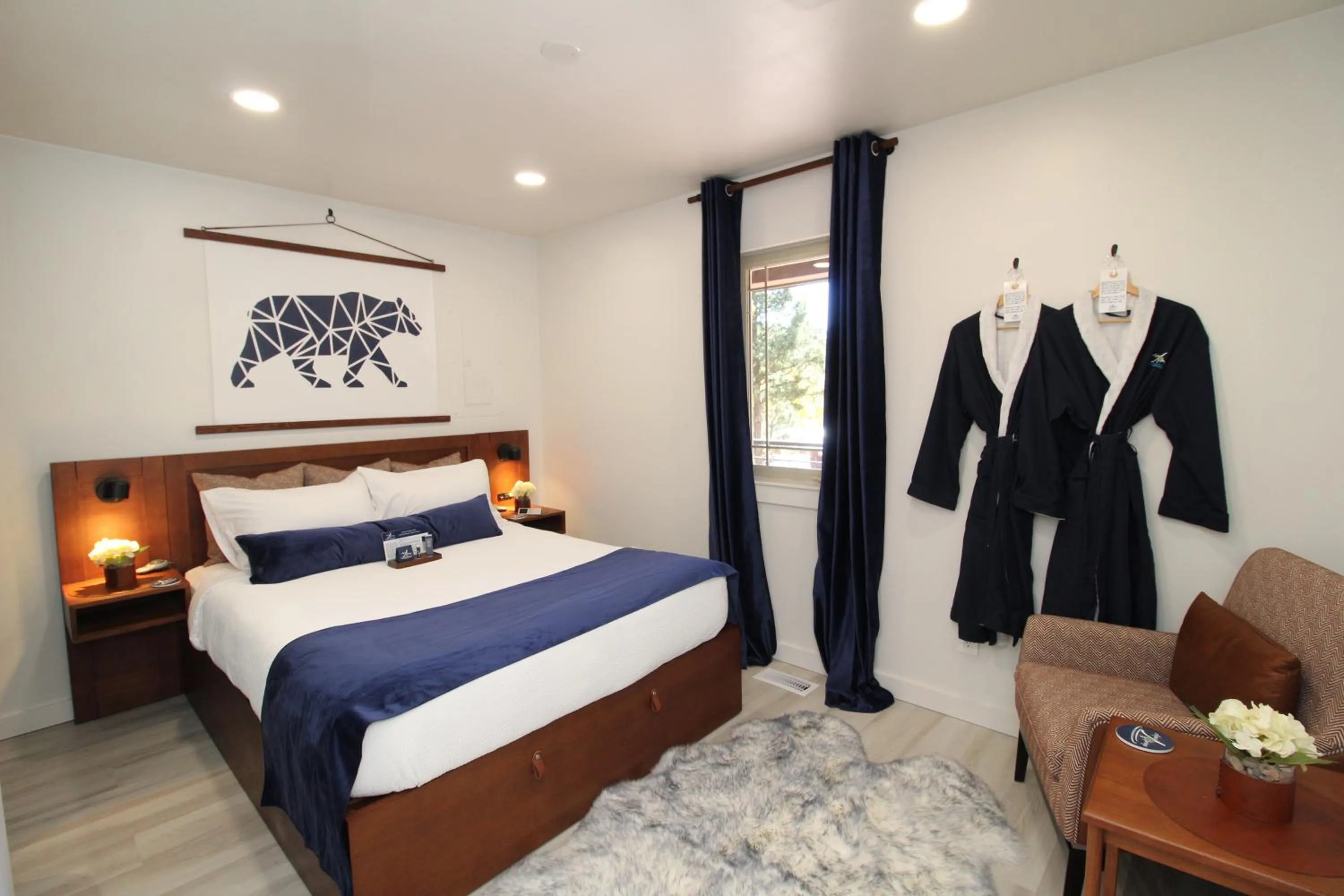 Bed in Aspen Springs Angel Fire