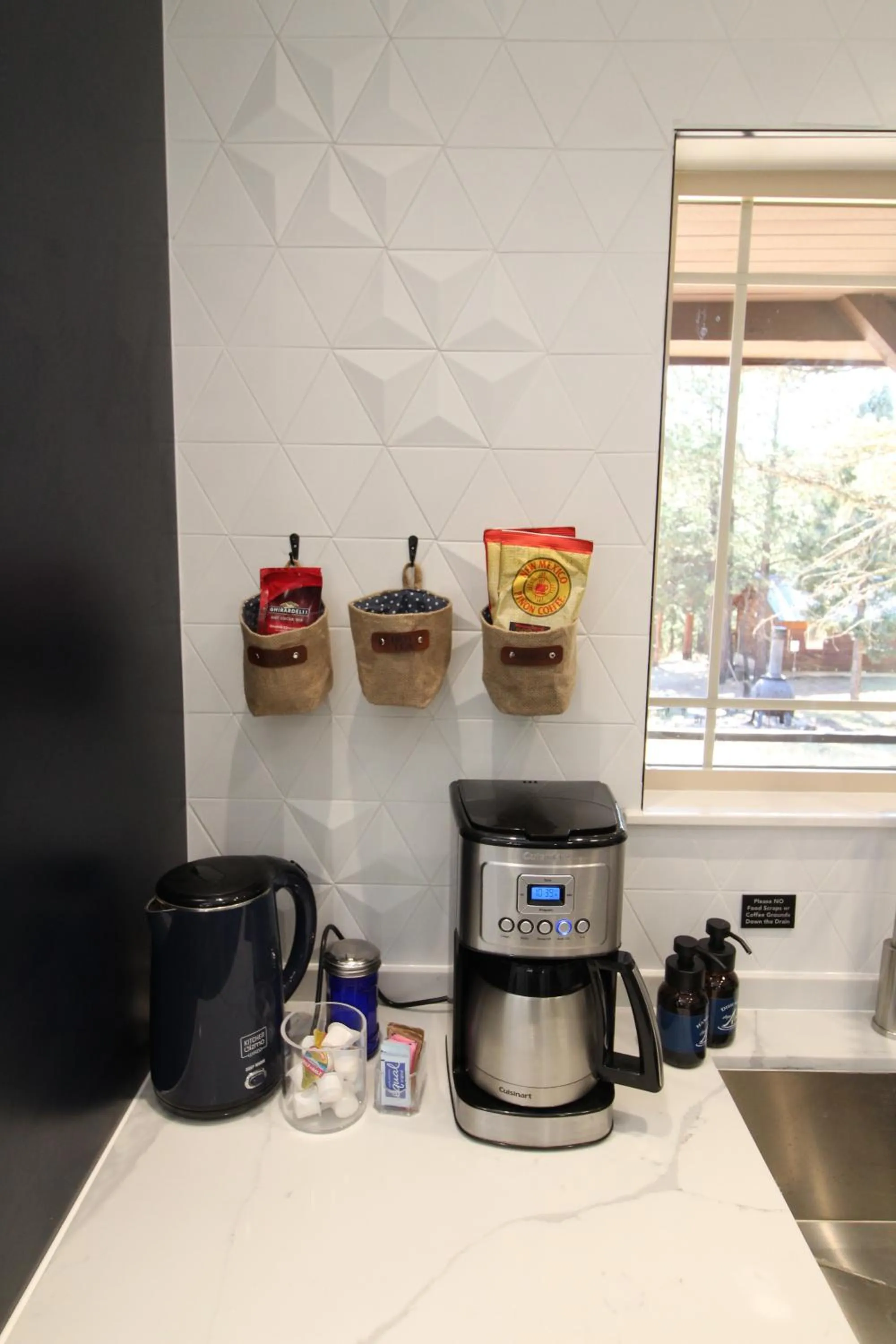 Coffee/tea facilities in Aspen Springs Angel Fire