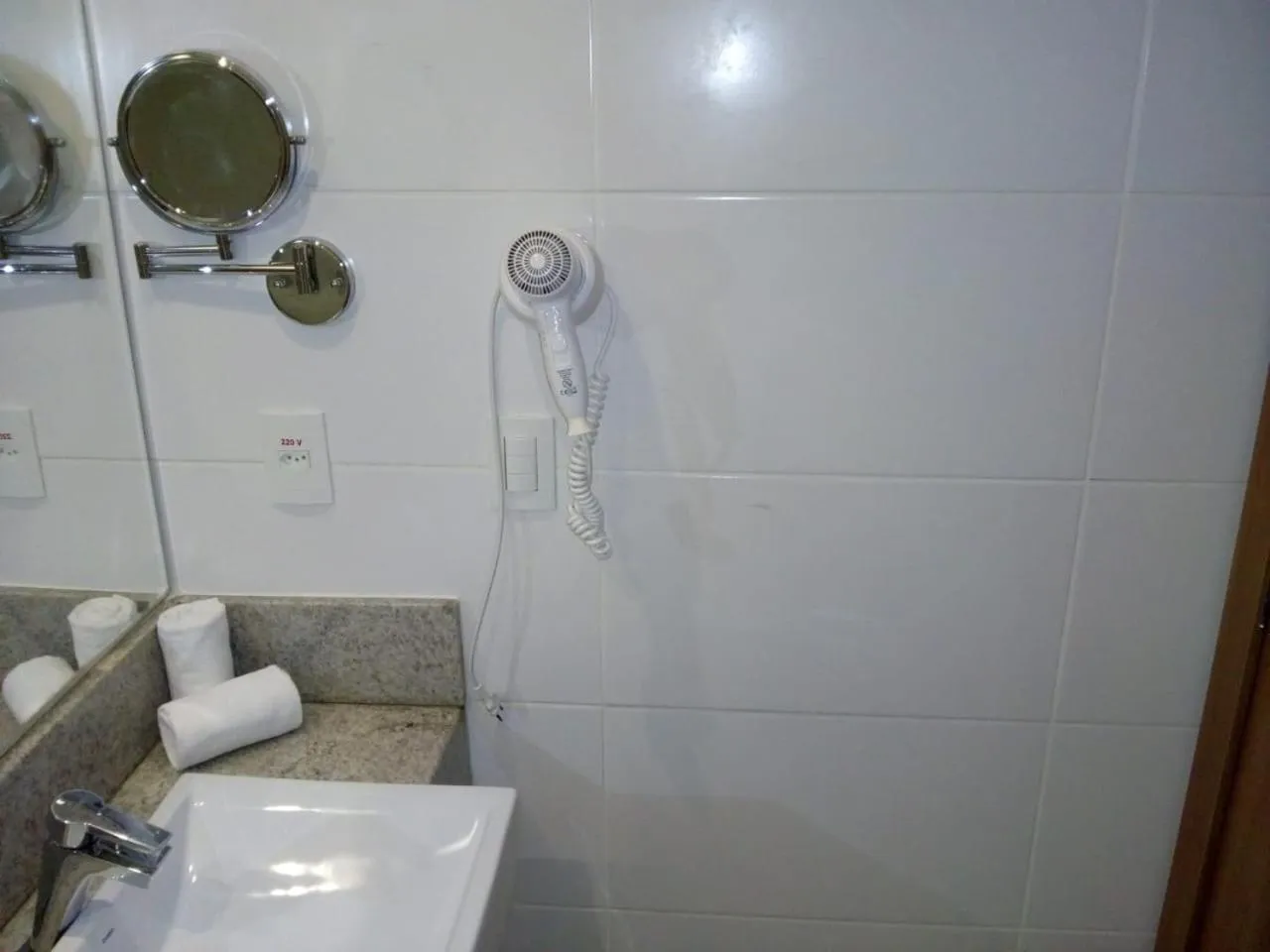 Suite Cond Vista Azul em Pedra Azul - Domingos Martins