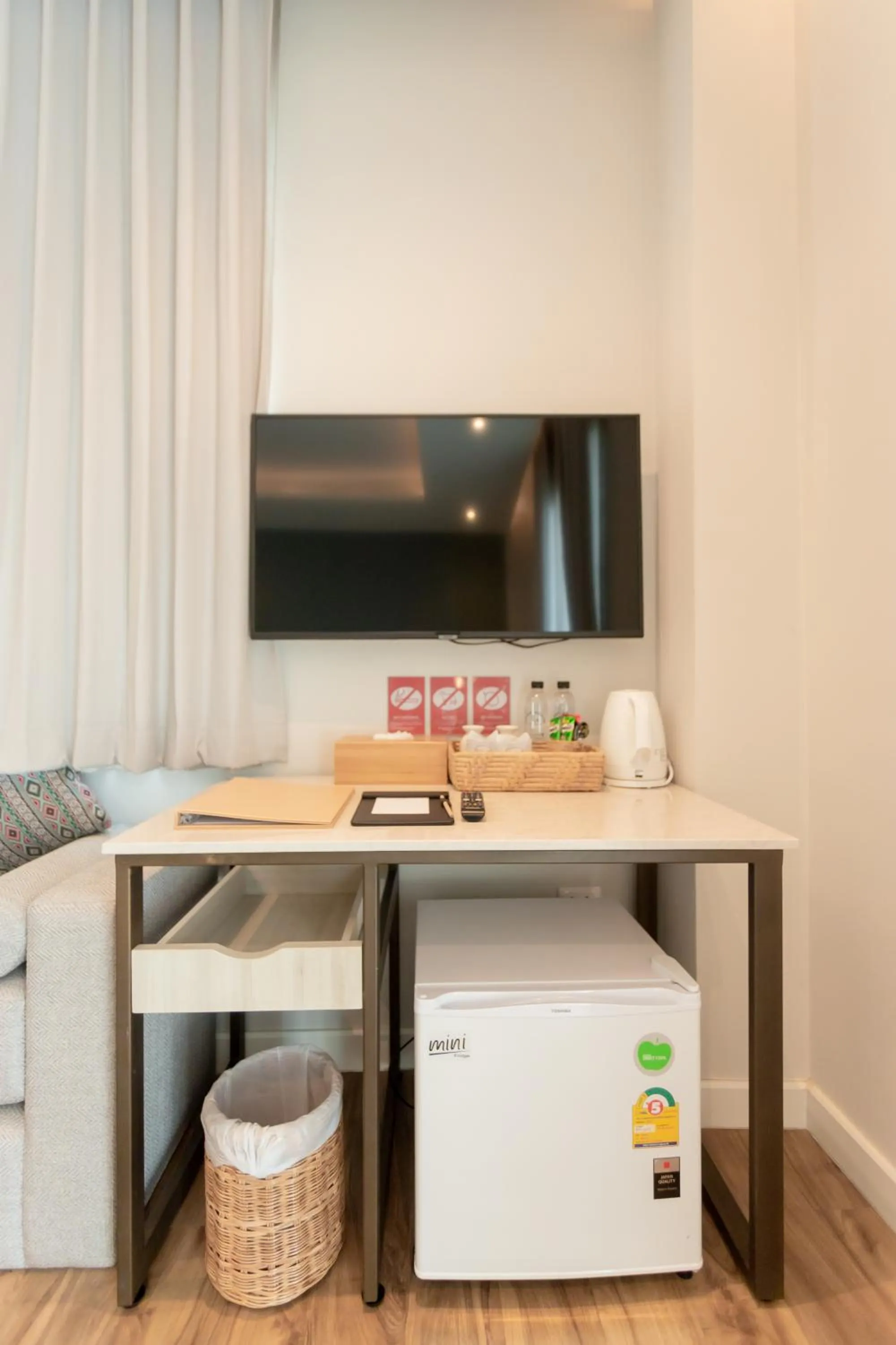 Communal lounge/ TV room in Lanna Bonita Boutique Hotel