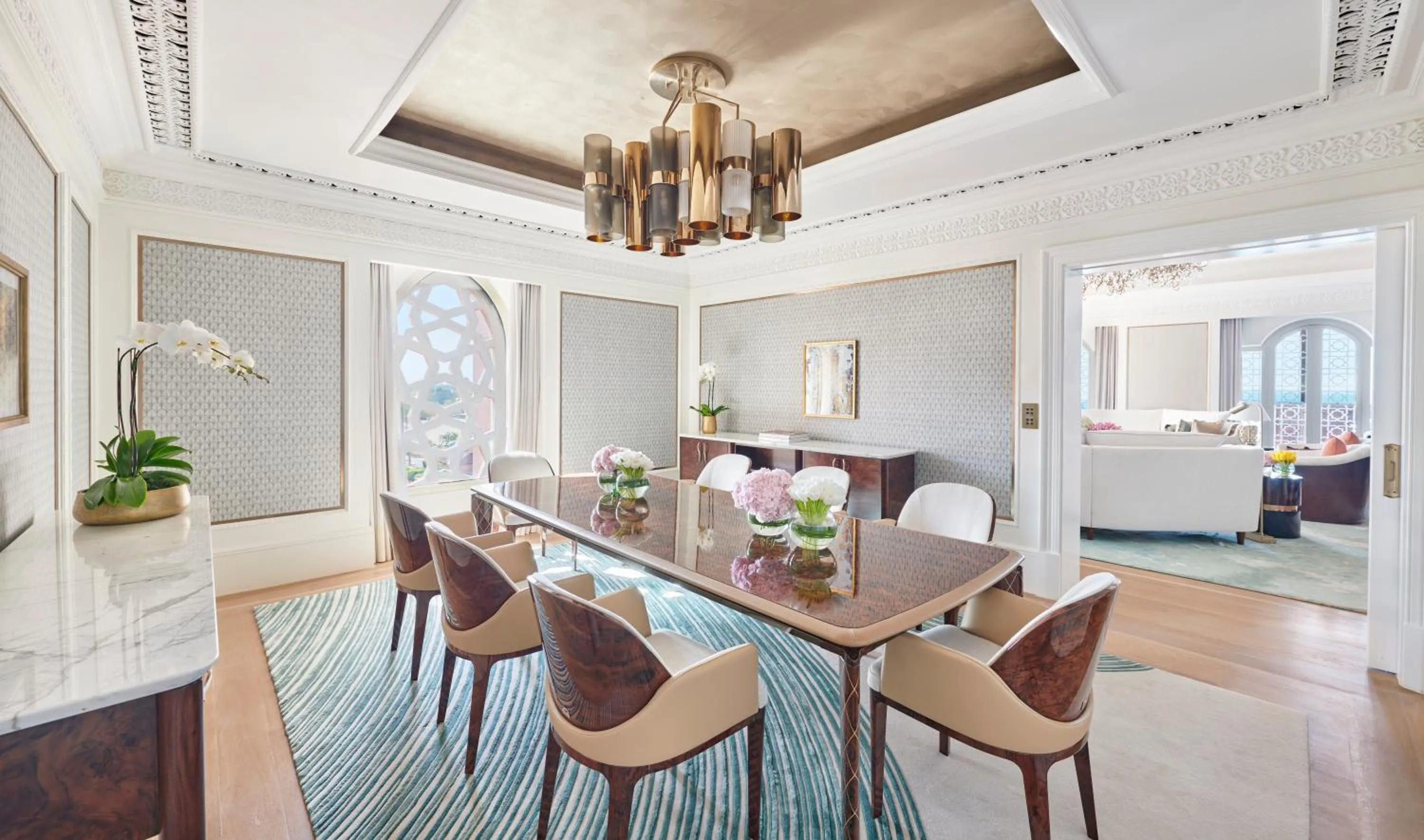 Dining area in Emirates Palace Mandarin Oriental, Abu Dhabi