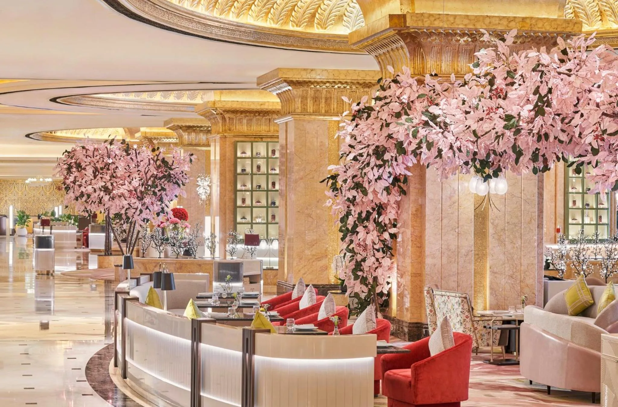 Restaurant/places to eat in Emirates Palace Mandarin Oriental, Abu Dhabi