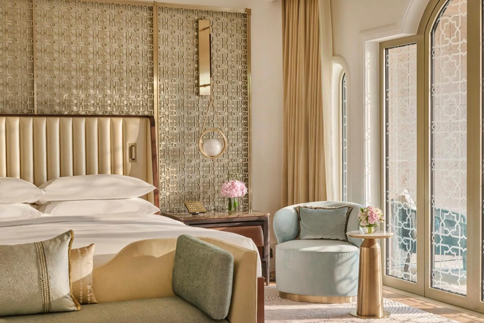 Lobby or reception, Bed in Emirates Palace Mandarin Oriental, Abu Dhabi