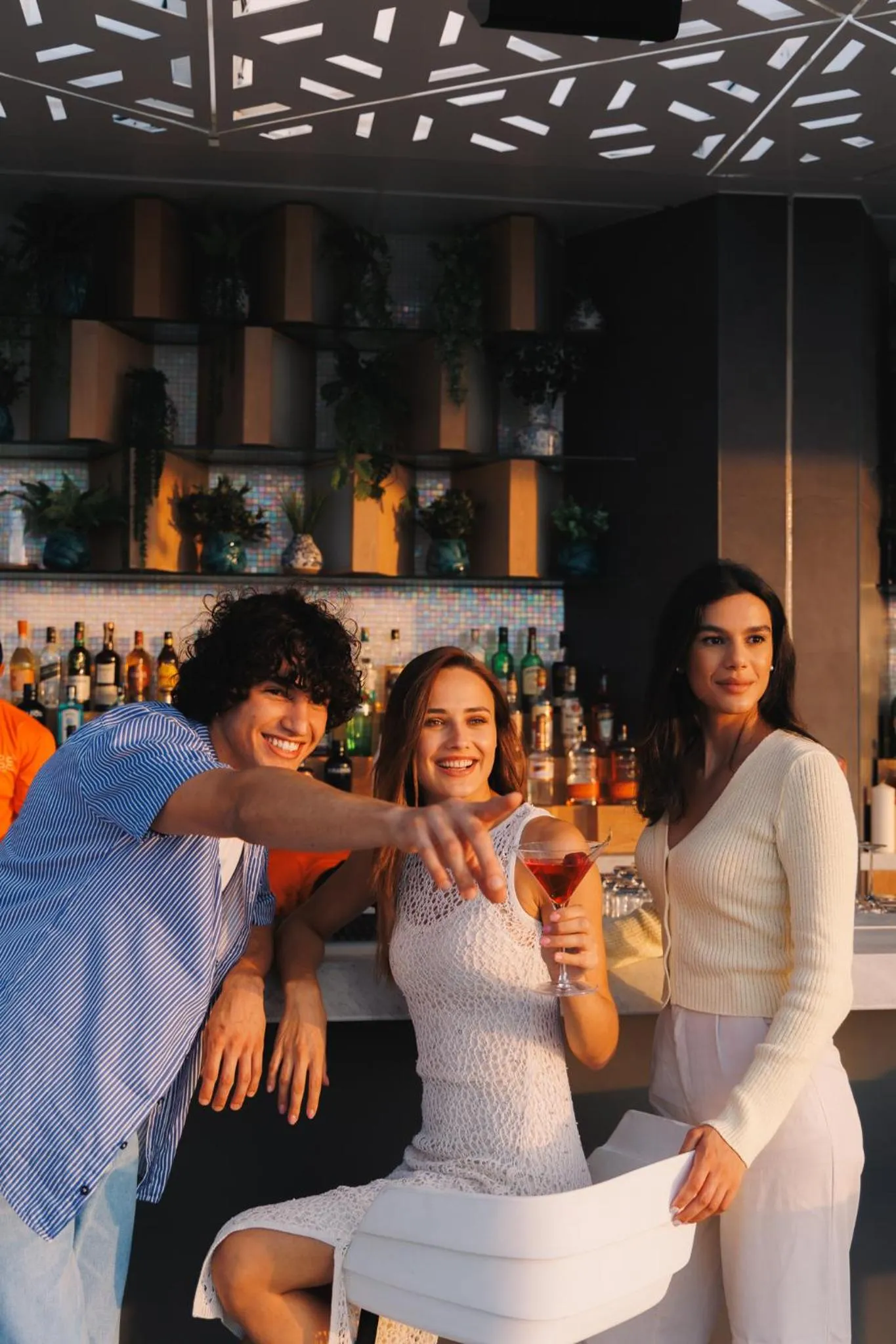 Lounge or bar in JA Palm Tree Court, Dubai