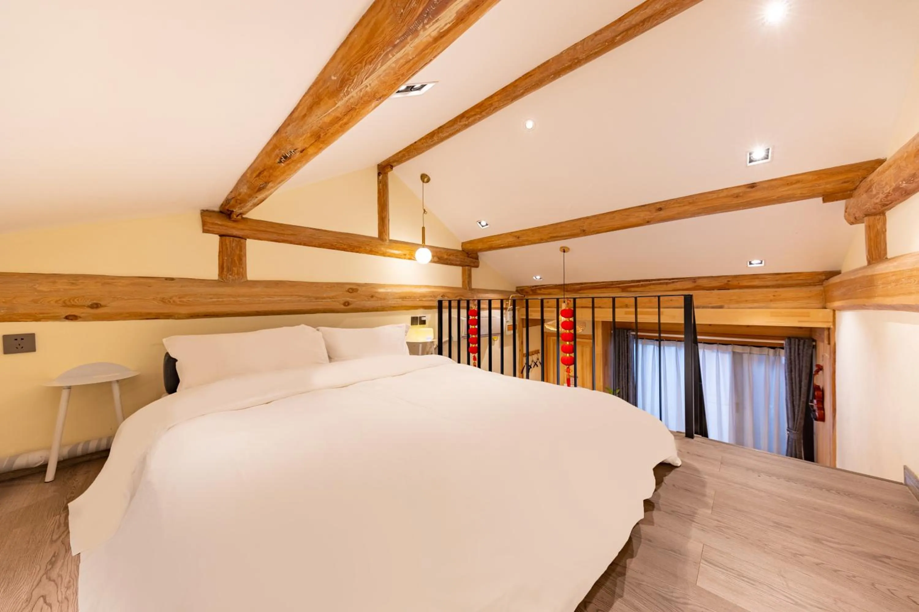 Bed in Templeside Beijing