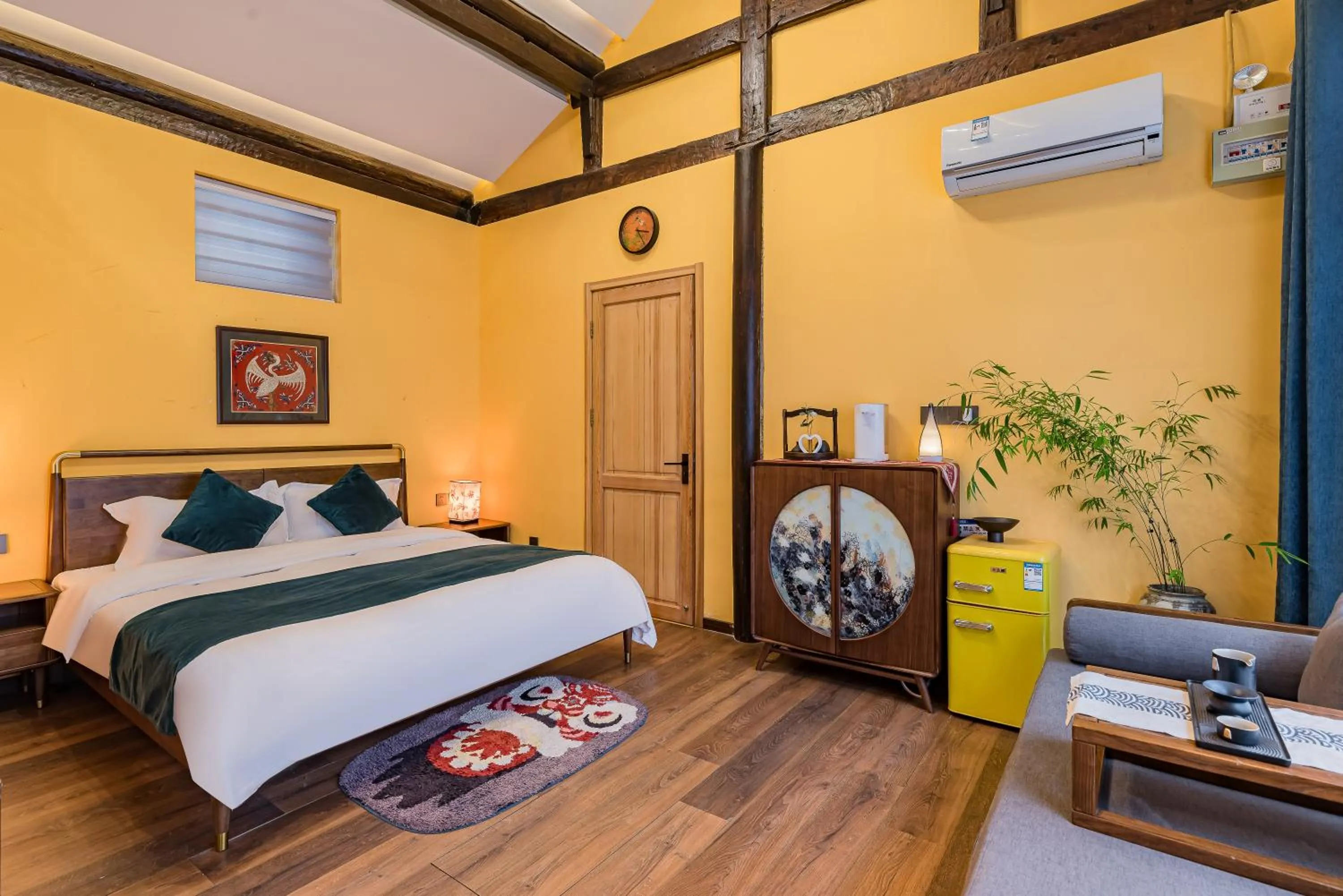 Bed in Templeside Beijing