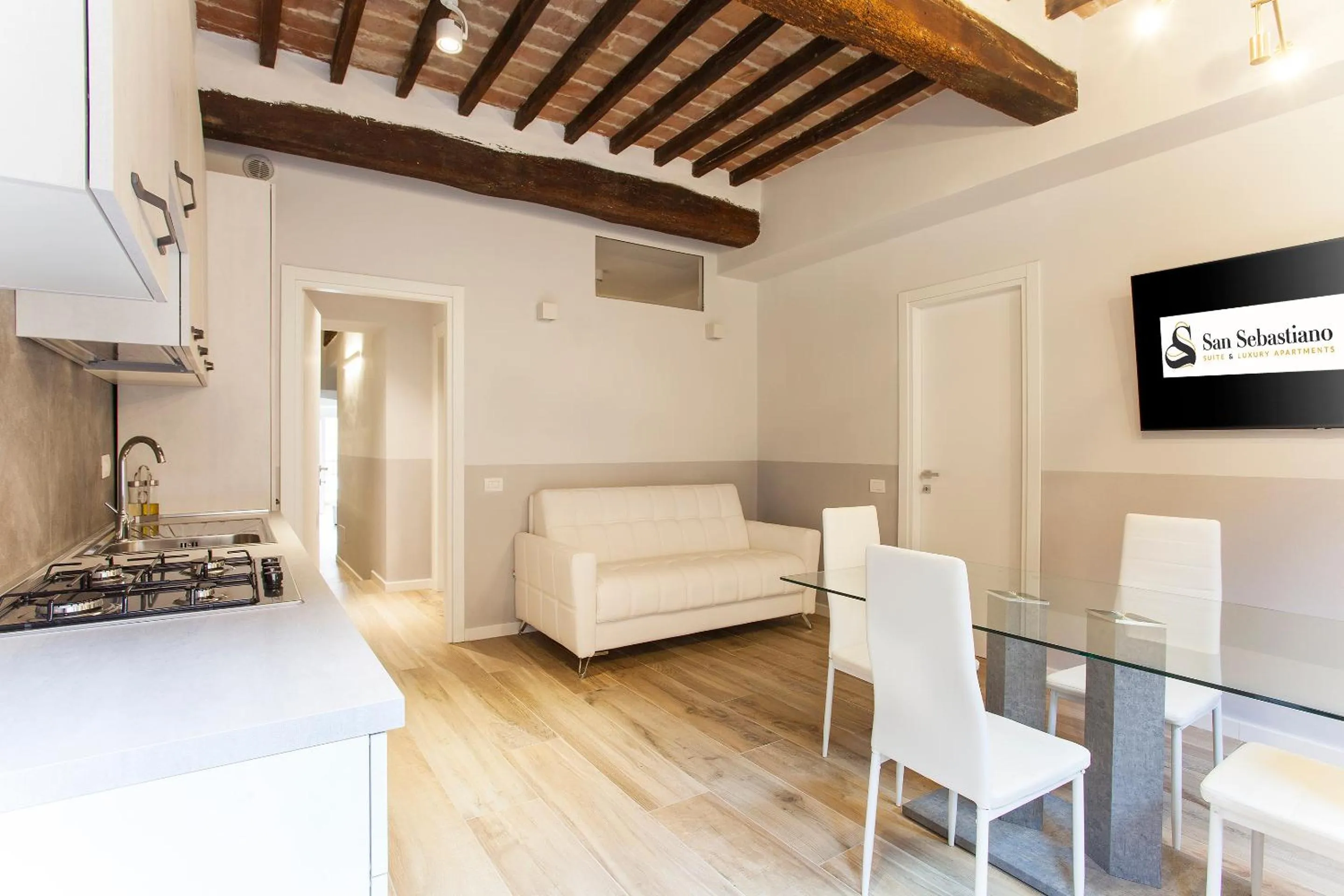 Kitchen or kitchenette, Bed in San Sebastiano Suite & Luxury Apartments
