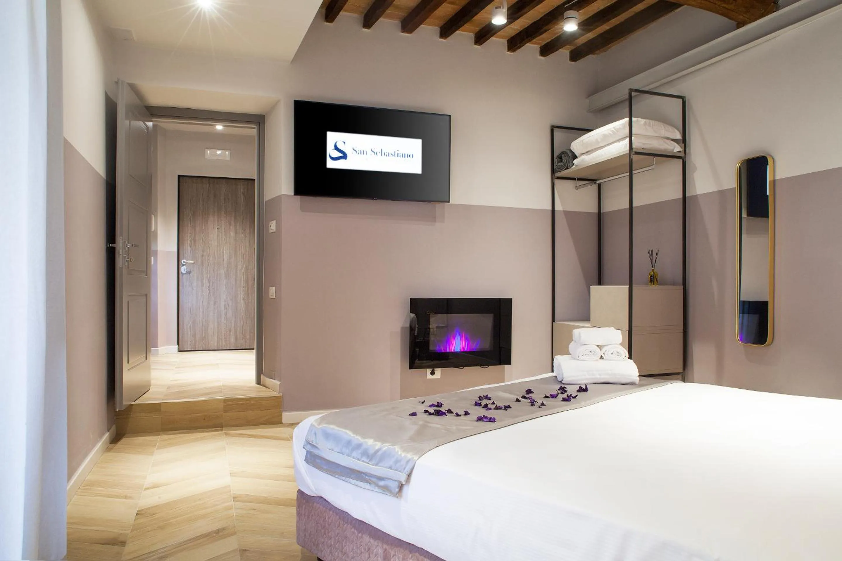 Bed in San Sebastiano Suite & Luxury Apartments