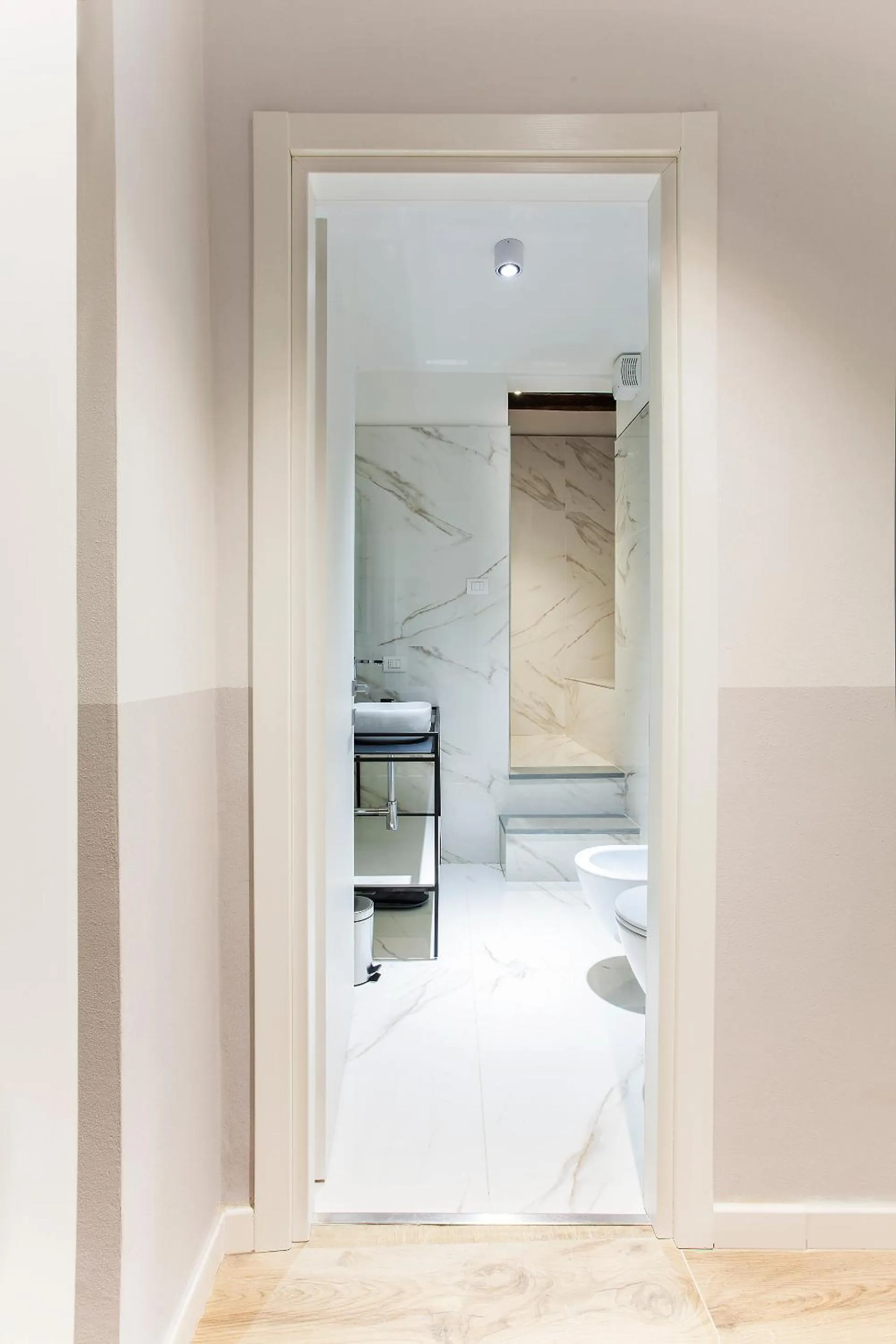 Bathroom in San Sebastiano Suite & Luxury Apartments