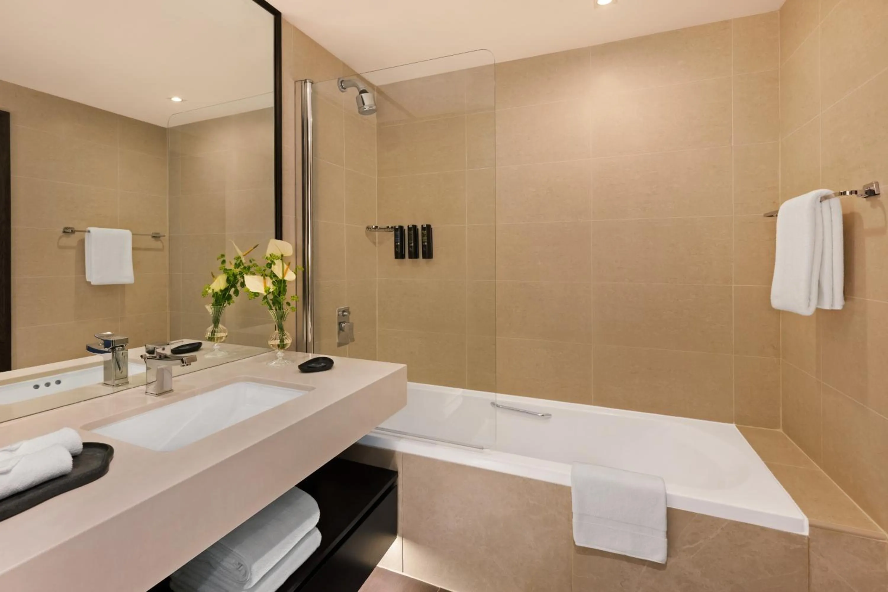 Bathroom in JA Beach Hotel, Dubai