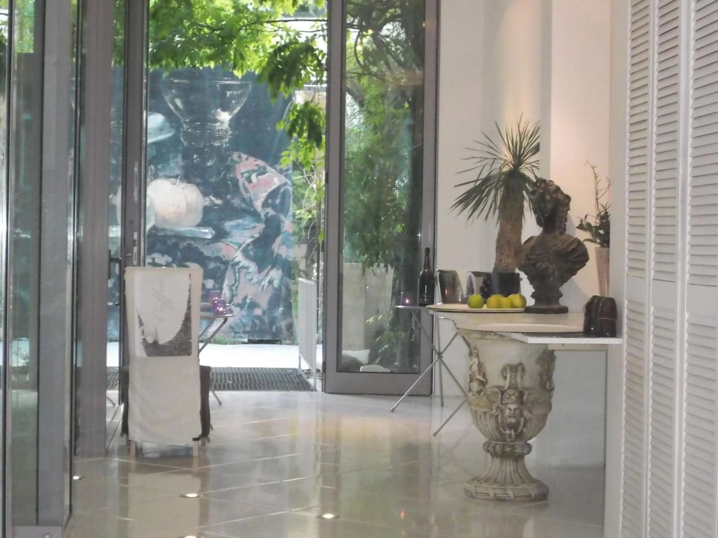 Day in Pallazzo Alfonso